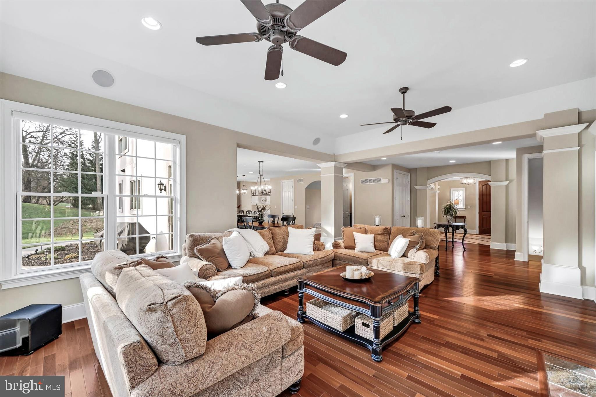 INVERNESS AT SPRIN - Residential