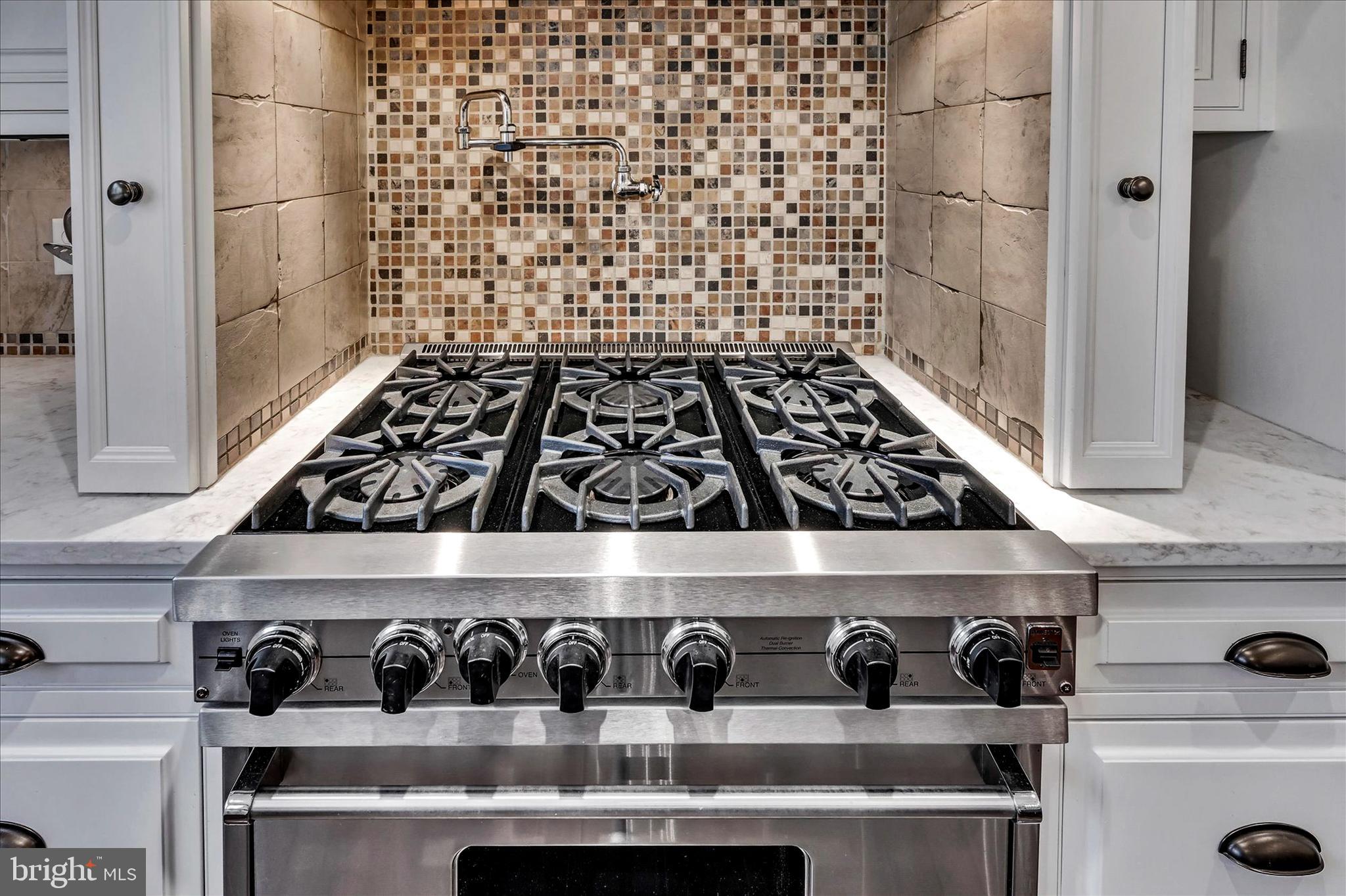 INVERNESS AT SPRIN - Residential