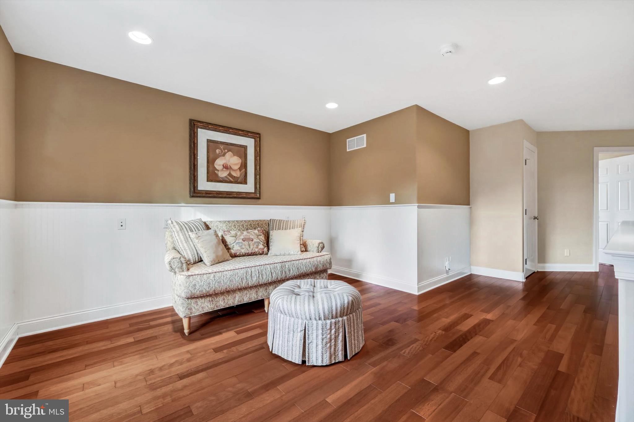 INVERNESS AT SPRIN - Residential