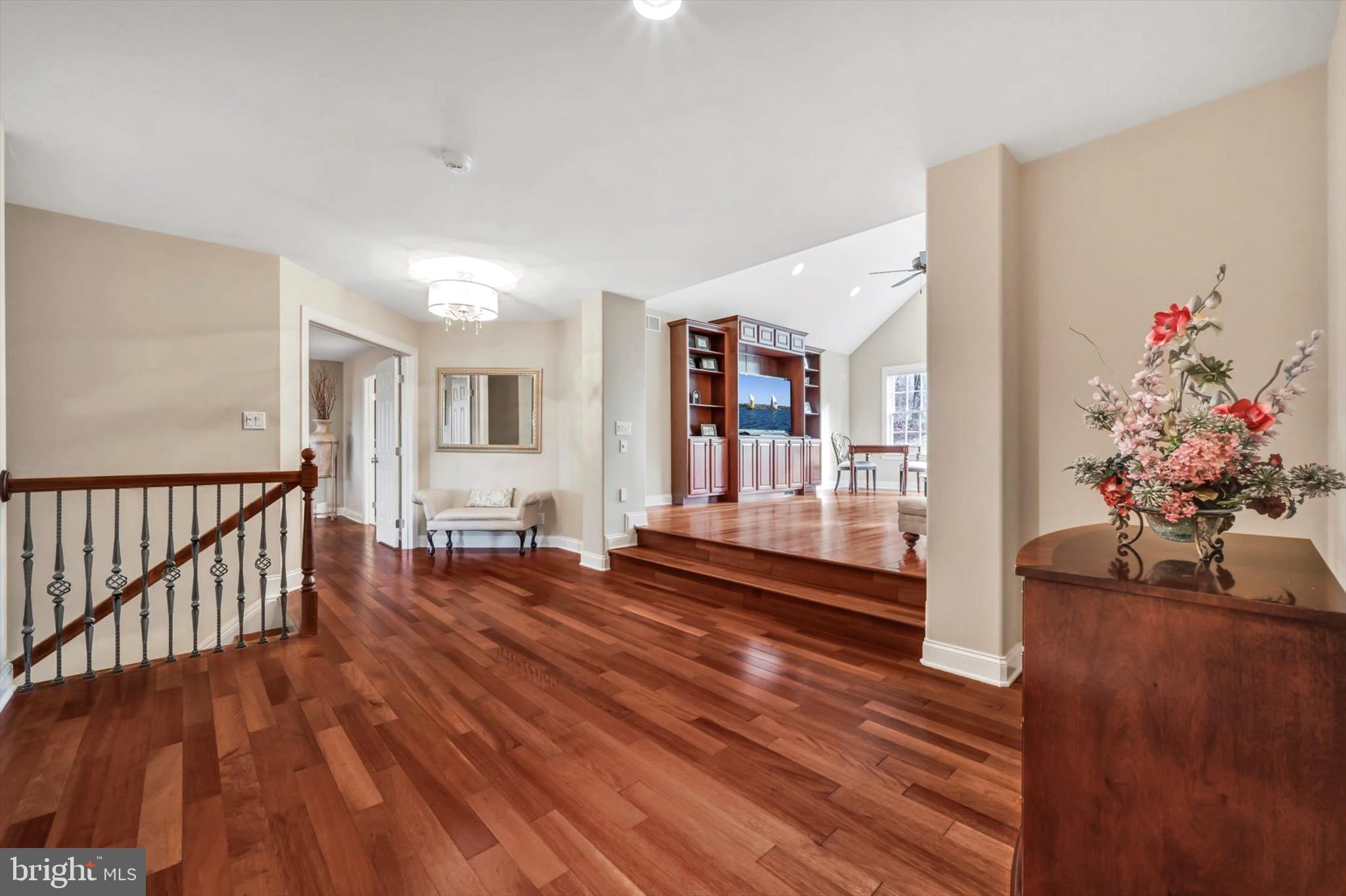 INVERNESS AT SPRIN - Residential