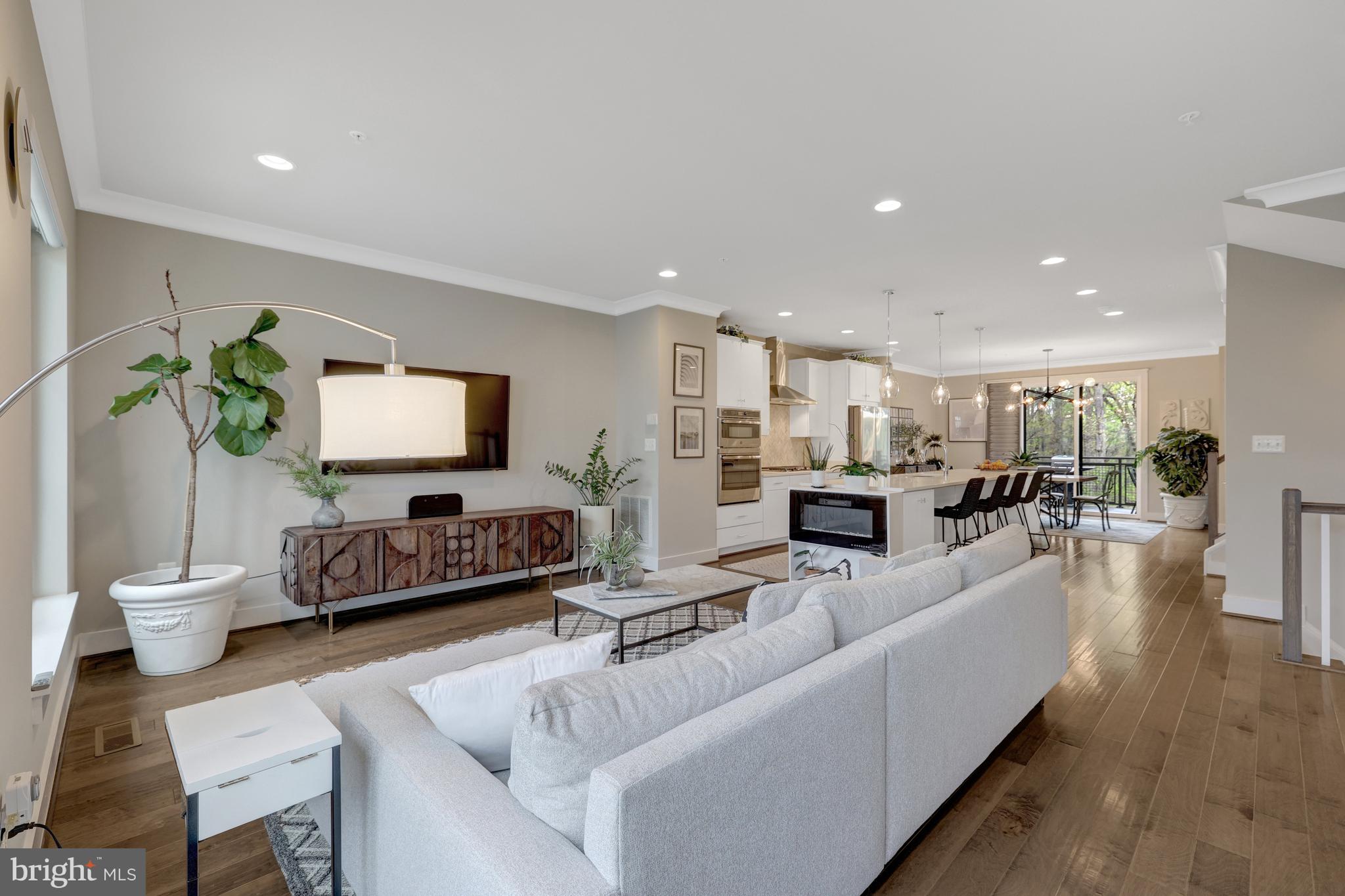 4950 TRAIL VISTA LANE