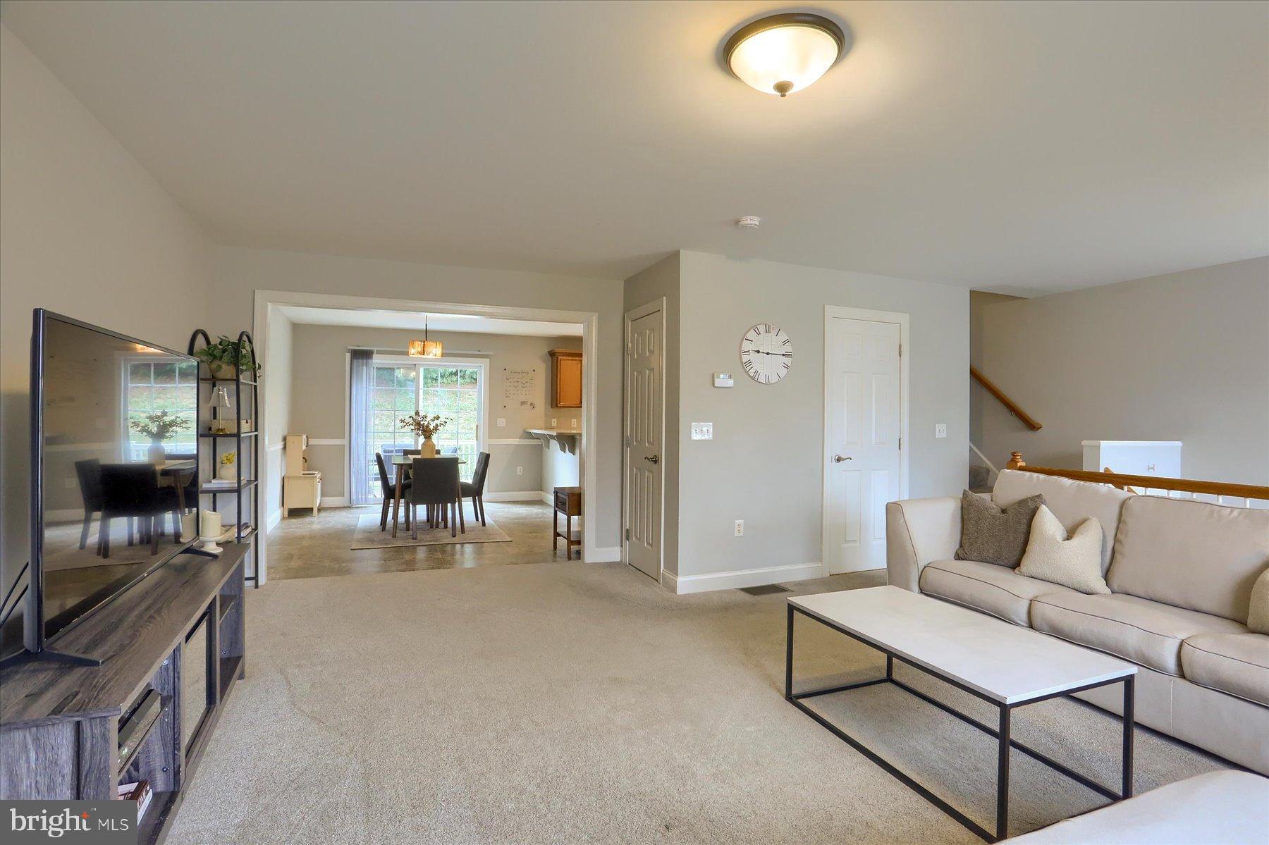 782 OAK LEAF LANE
