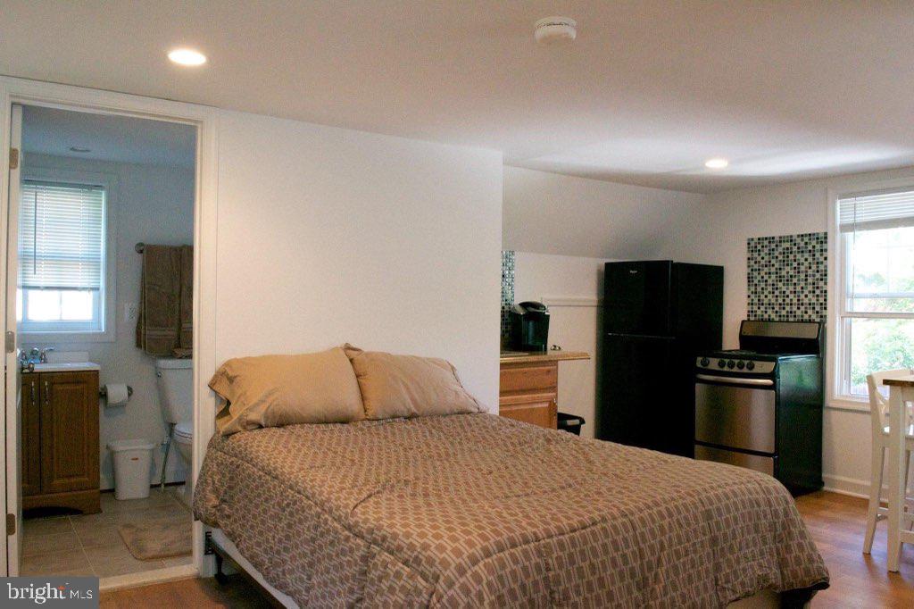 BRADDOCK ACRES - Residential