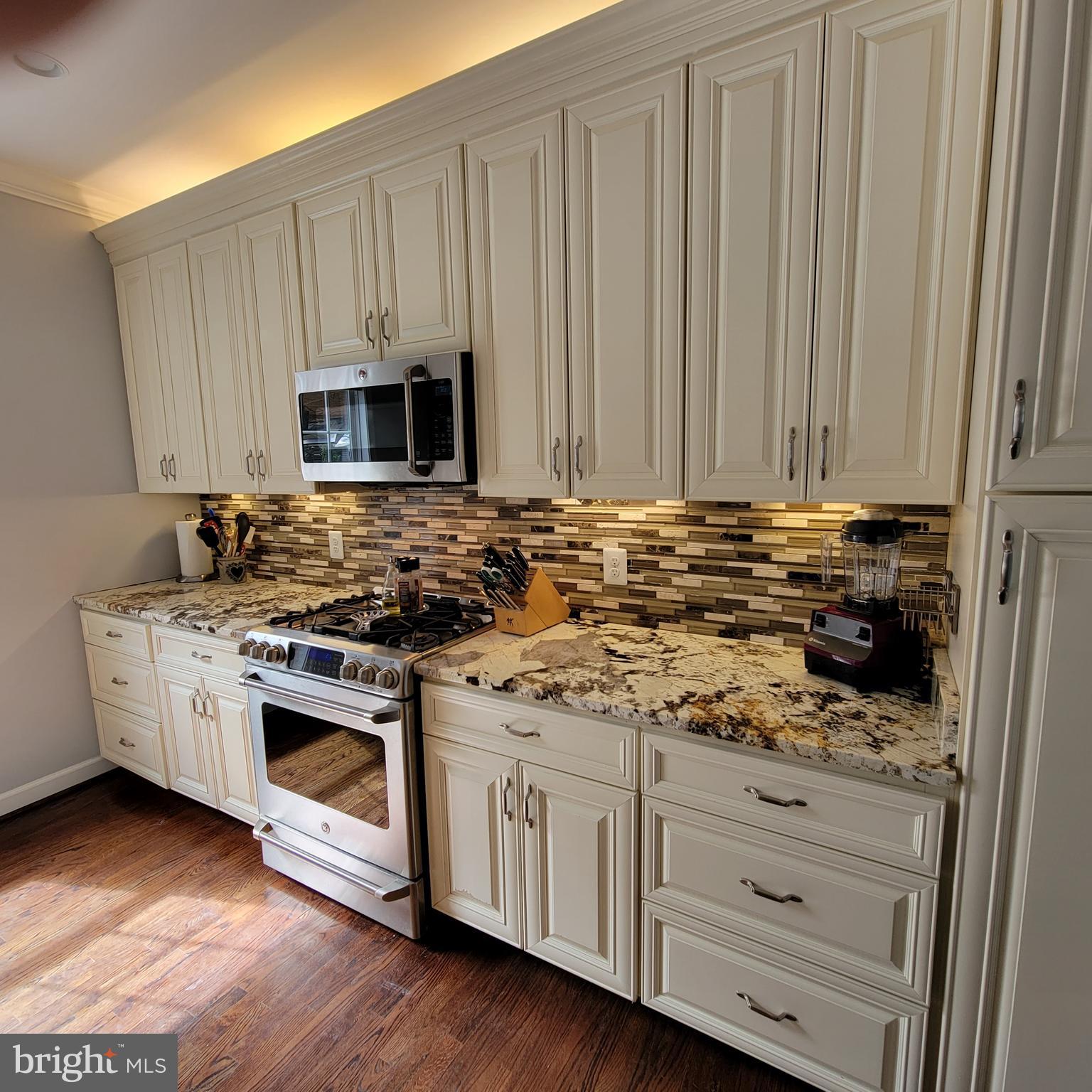 BRADDOCK ACRES - Residential