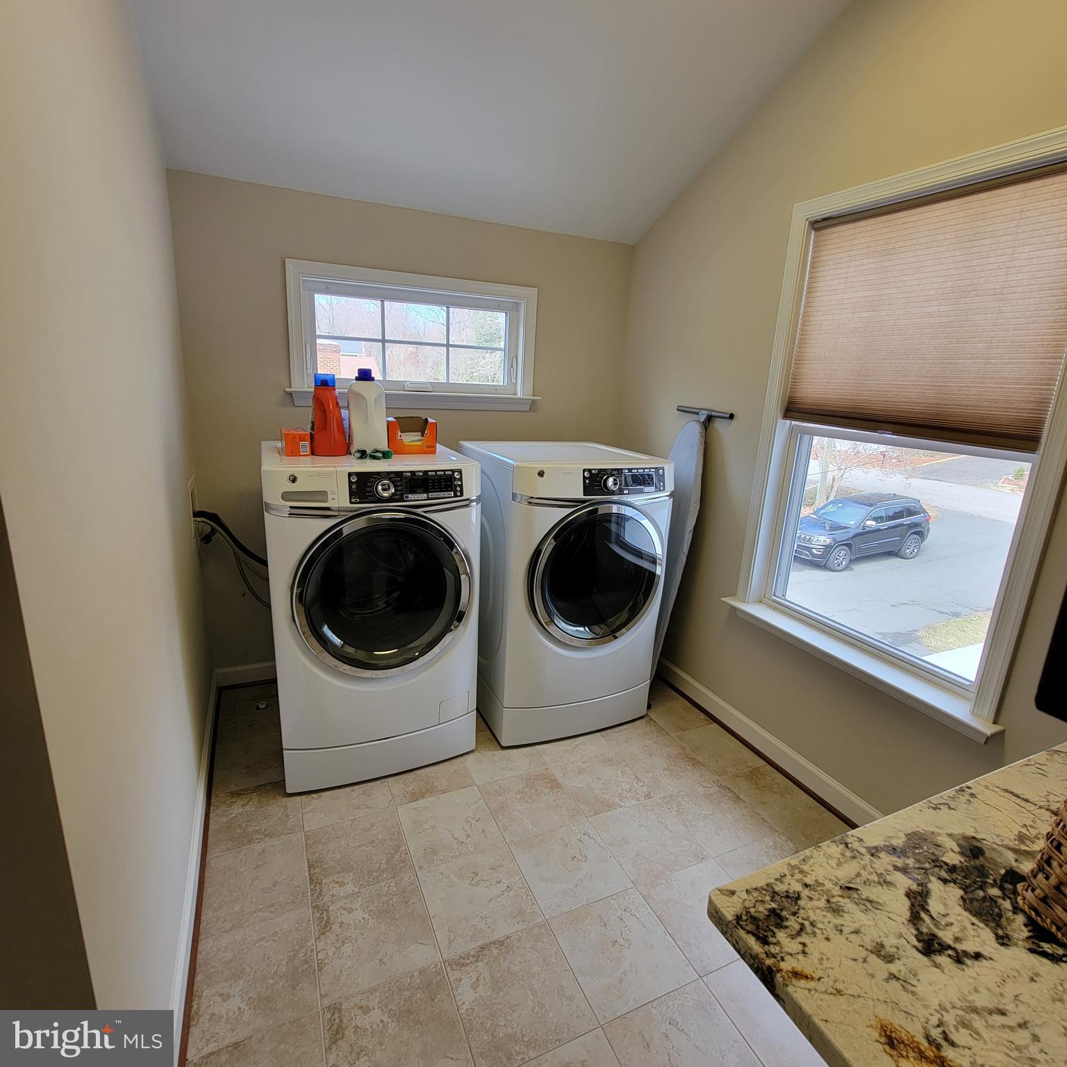 BRADDOCK ACRES - Residential