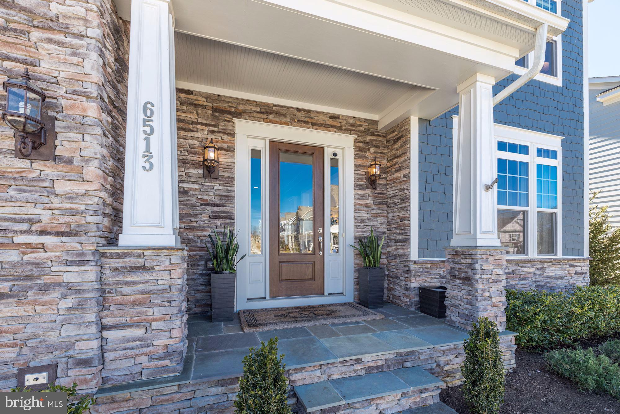 MANOR RIDGE - Residential