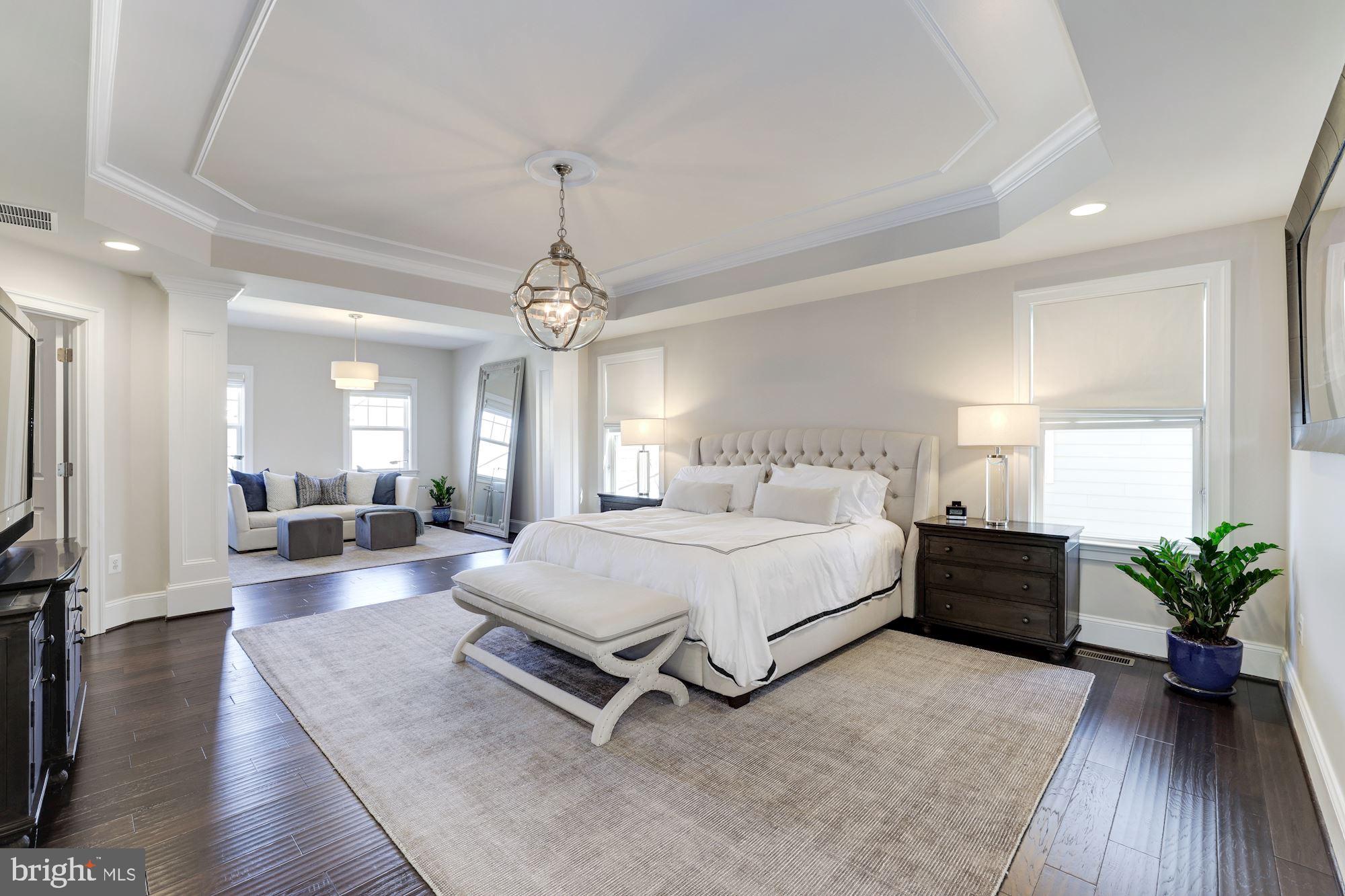 MANOR RIDGE - Residential