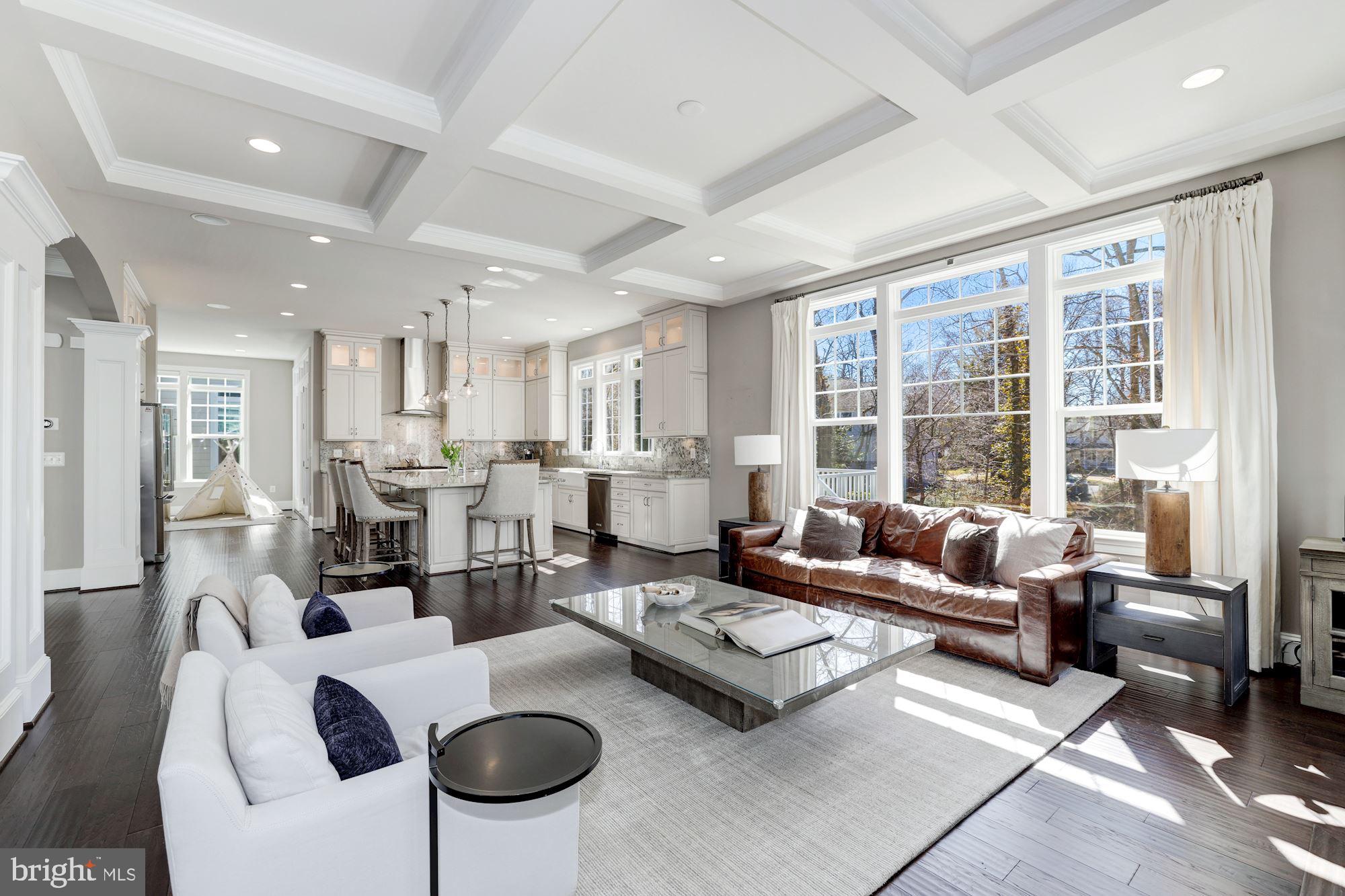 MANOR RIDGE - Residential