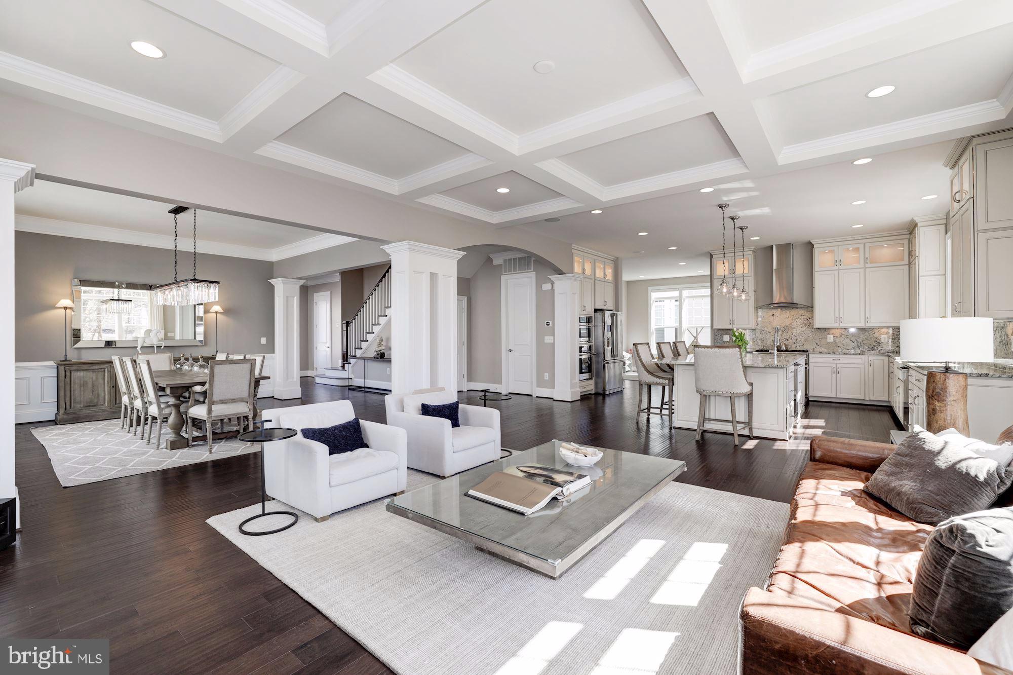 MANOR RIDGE - Residential