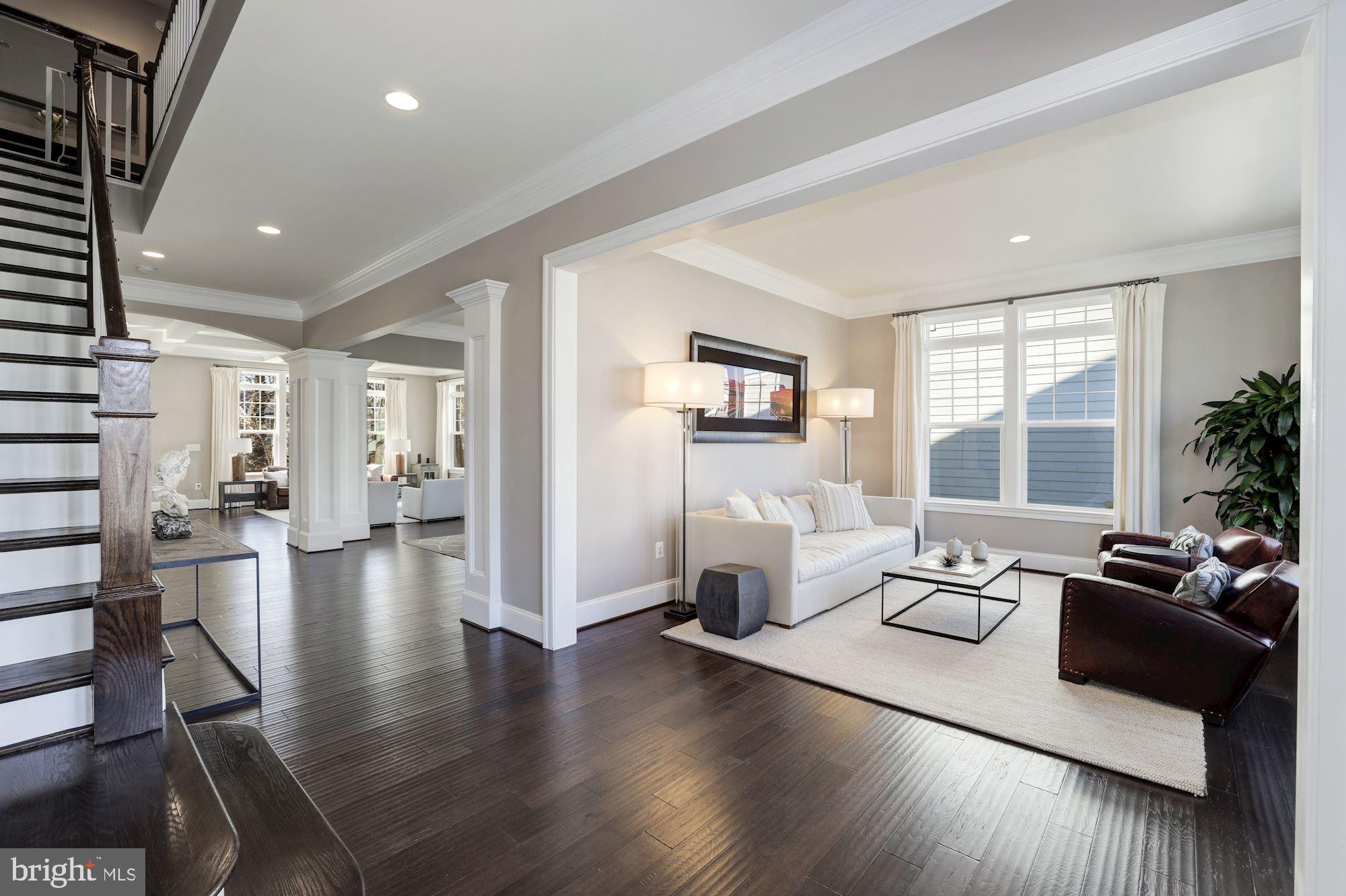 MANOR RIDGE - Residential