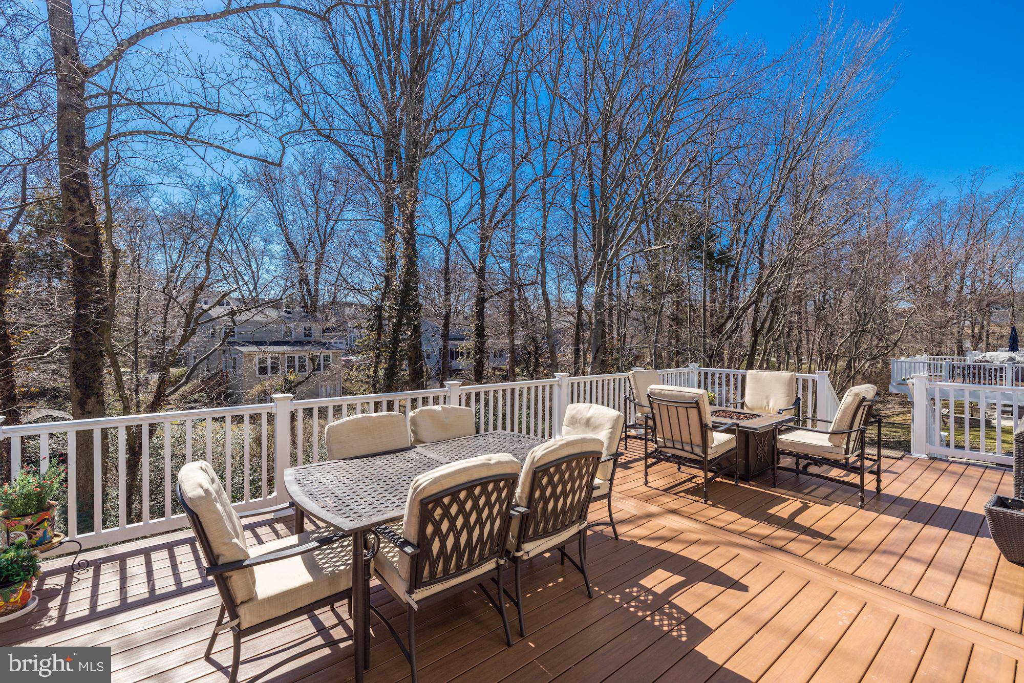 MANOR RIDGE - Residential