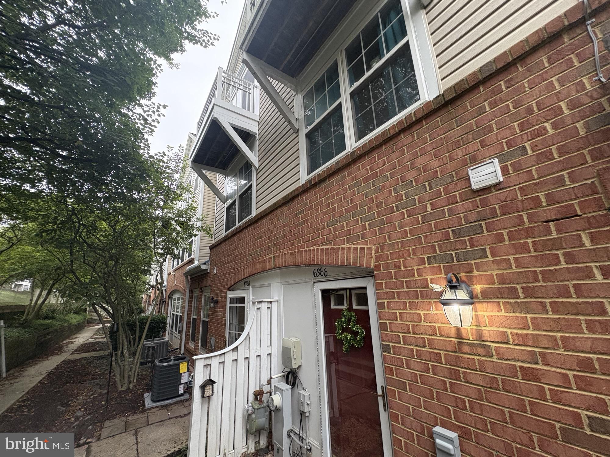 ELKRIDGE TOWN CENTER - Residential