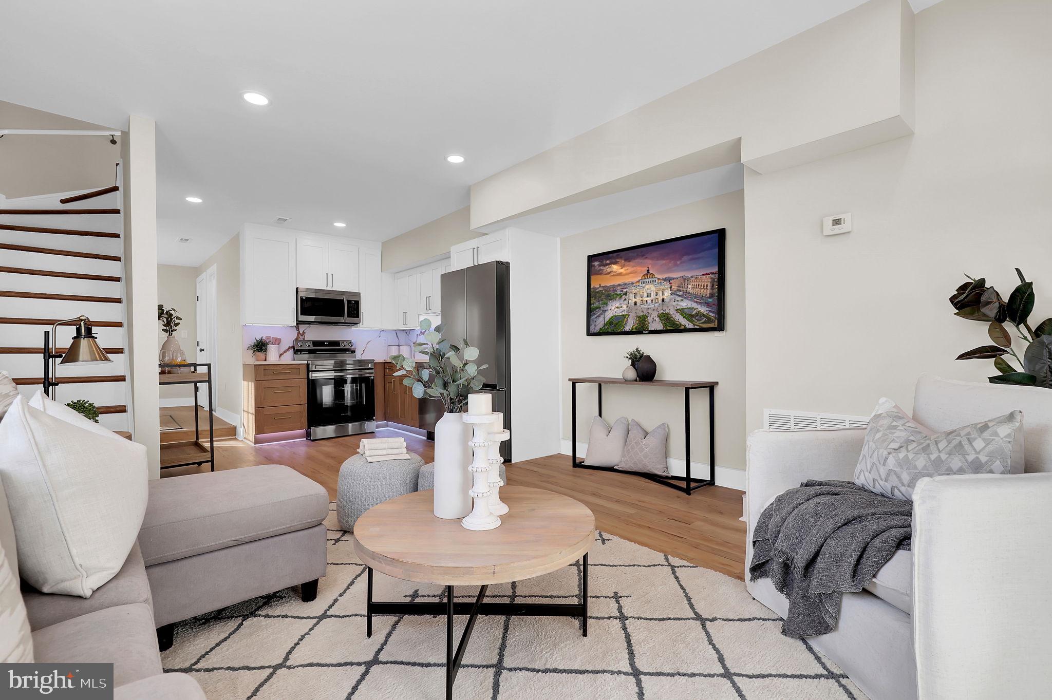 JONATHAN STREET AREA - Residential