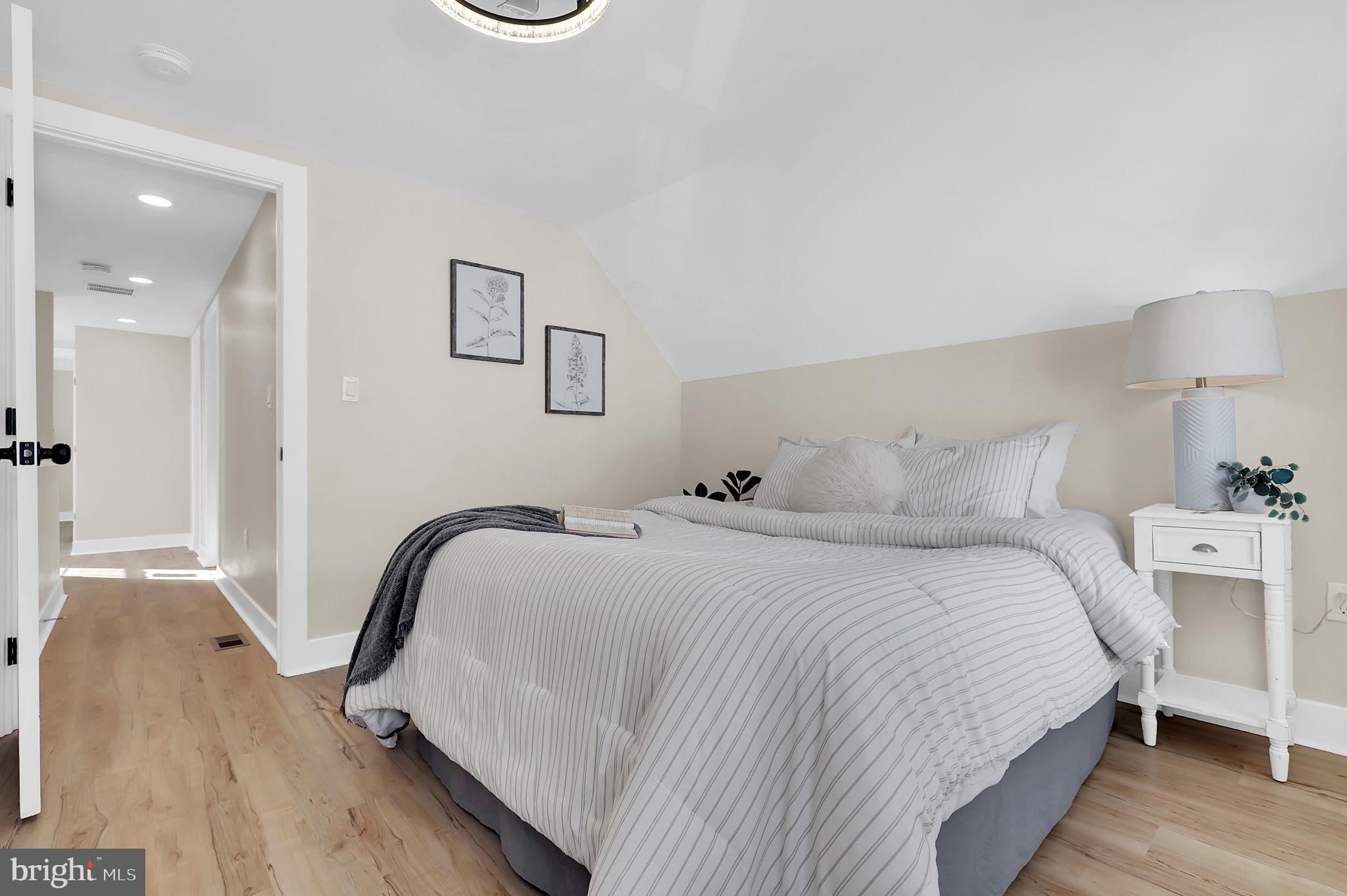 JONATHAN STREET AREA - Residential