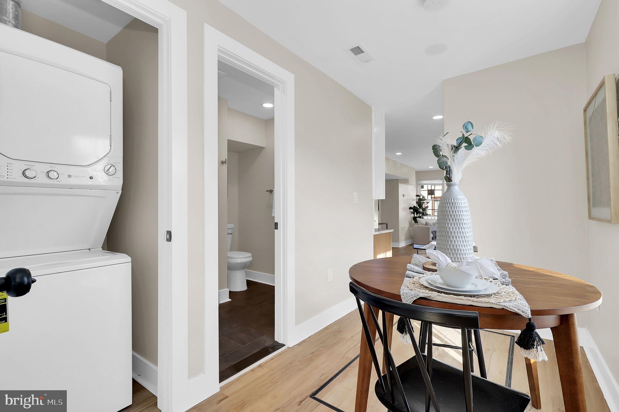 JONATHAN STREET AREA - Residential