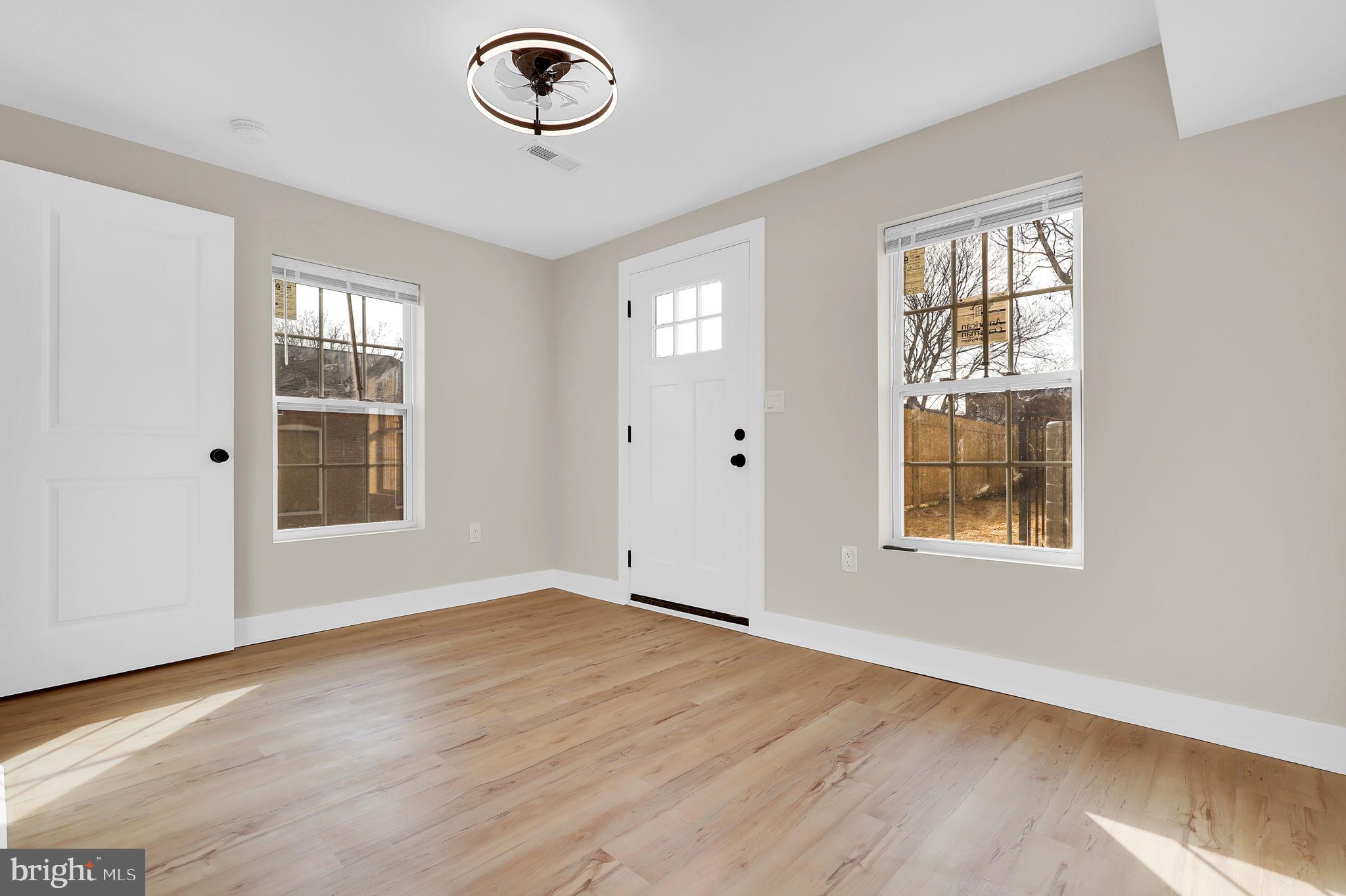 JONATHAN STREET AREA - Residential