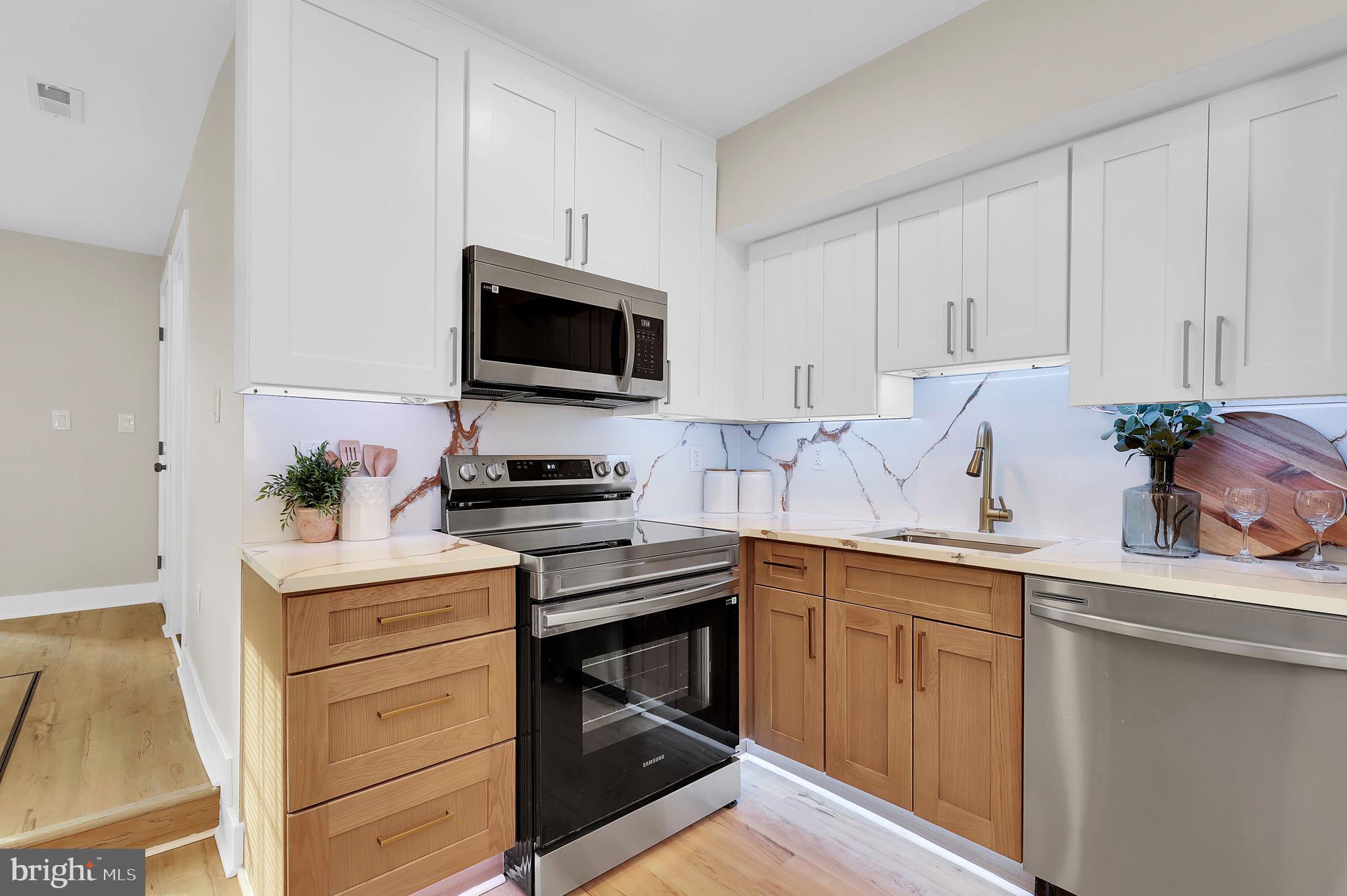 JONATHAN STREET AREA - Residential