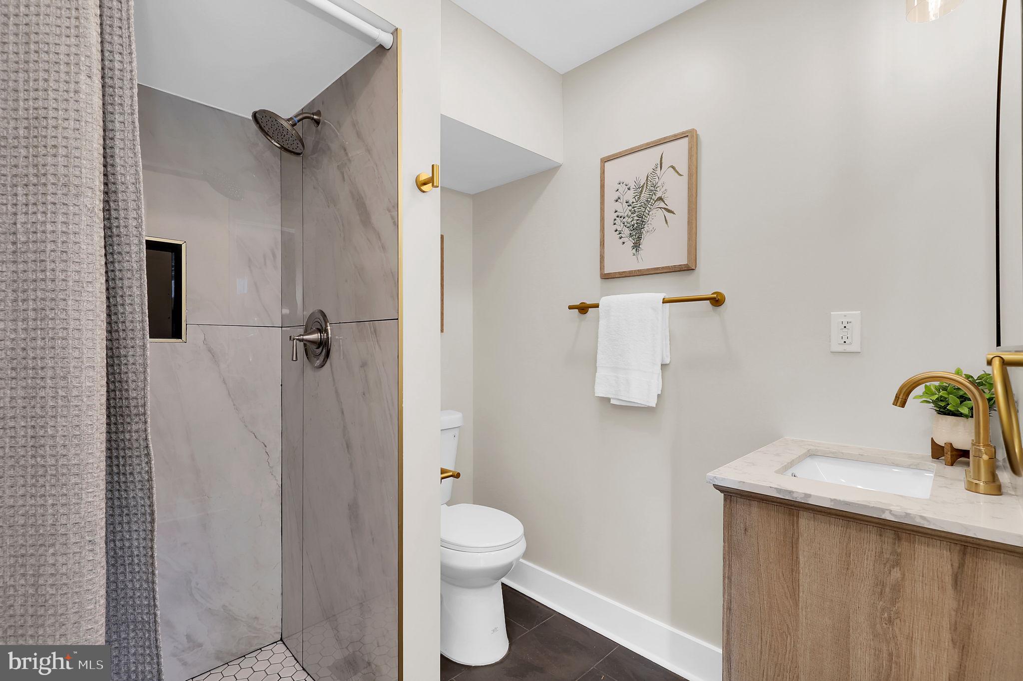 JONATHAN STREET AREA - Residential