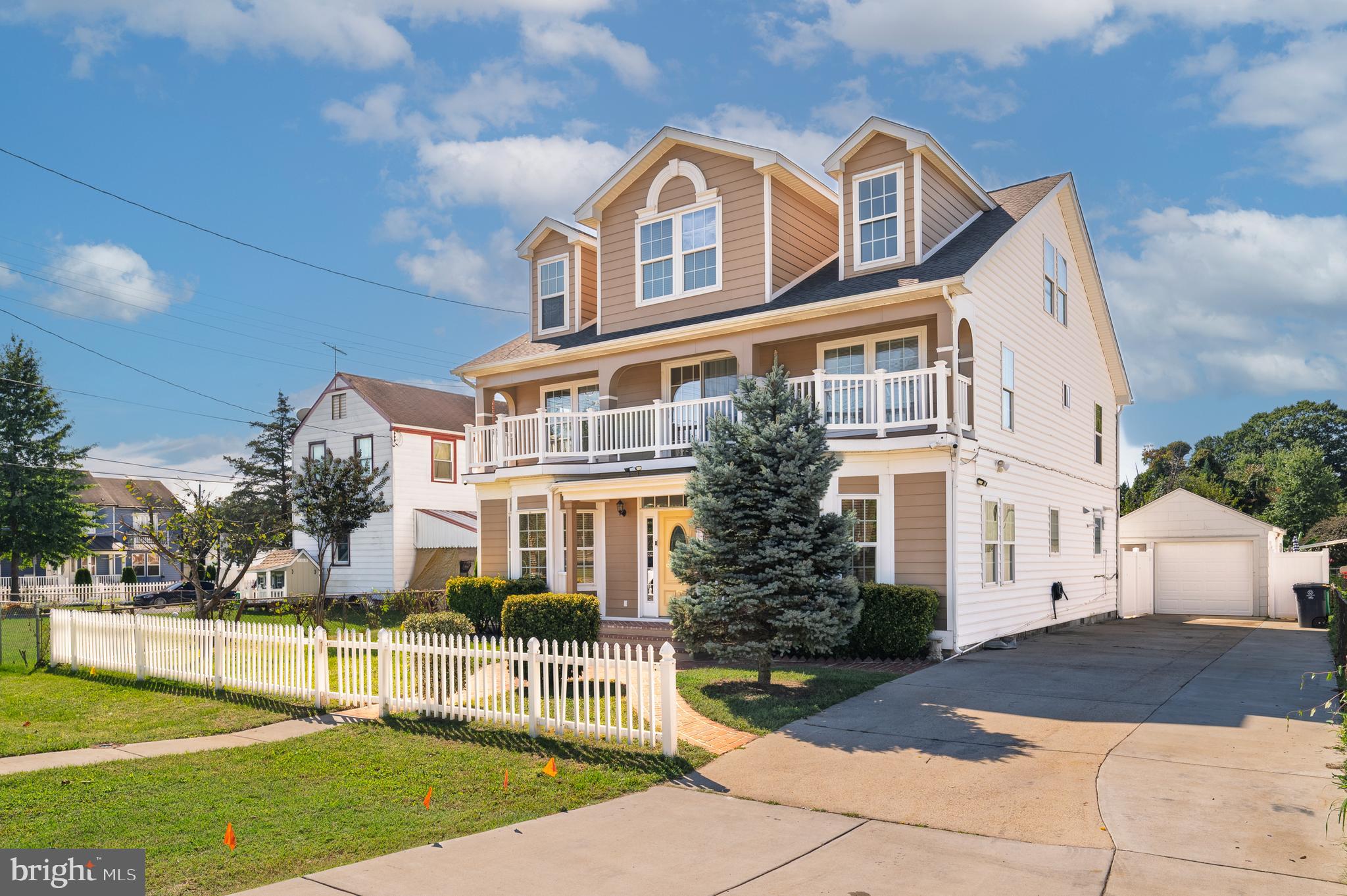 GREEN MEADOWS - Residential