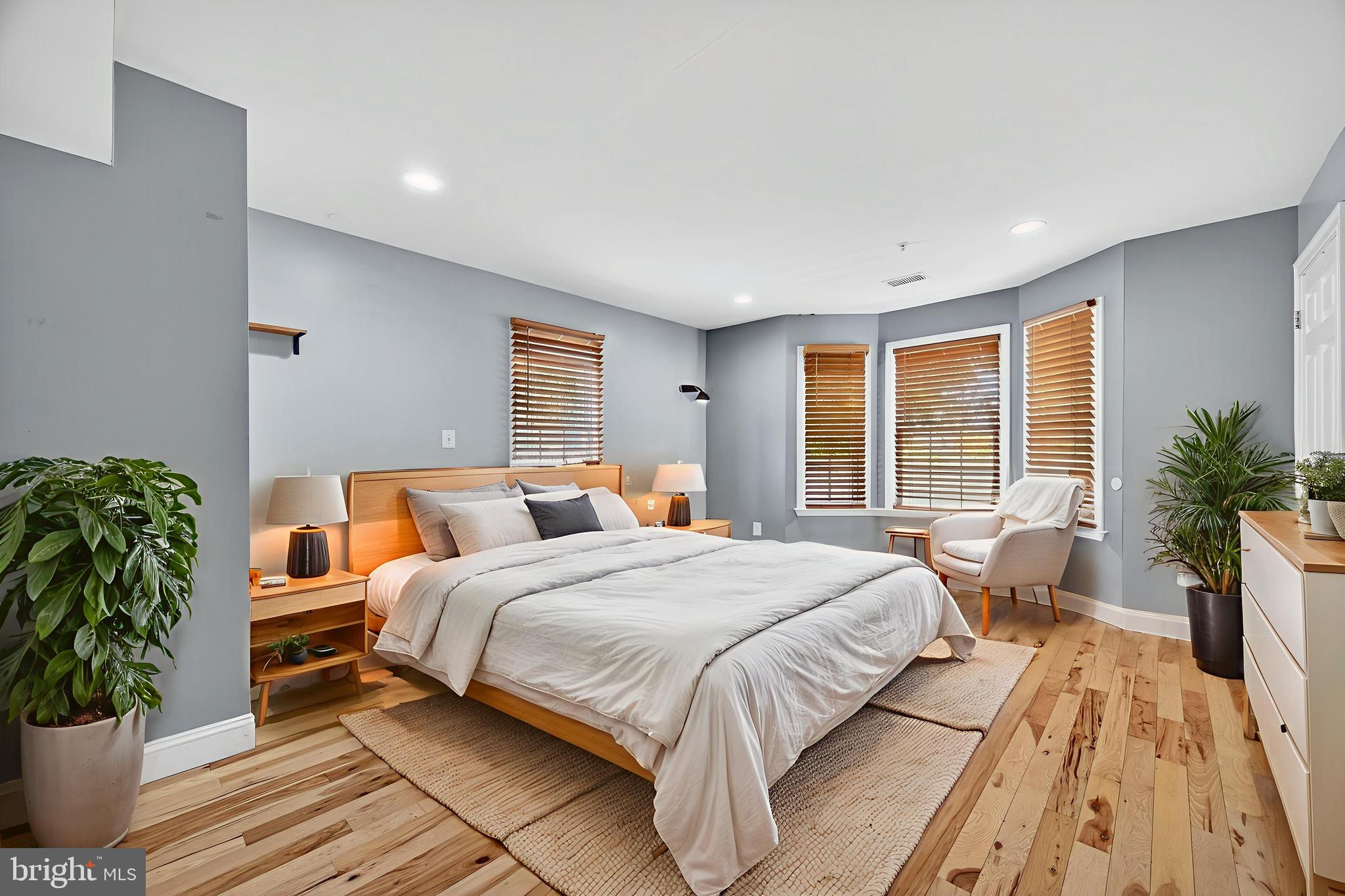 GREEN MEADOWS - Residential