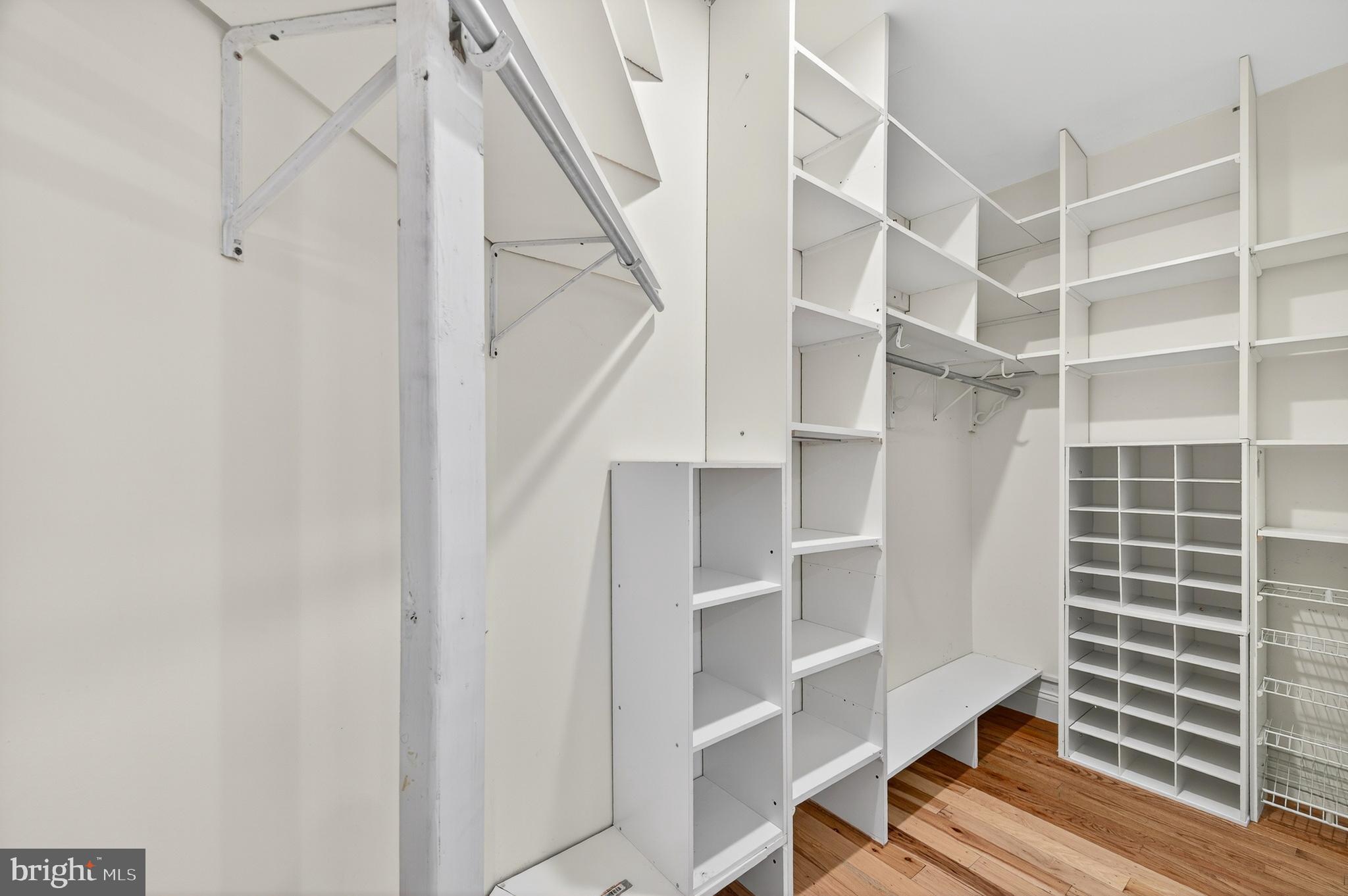 GREEN MEADOWS - Residential