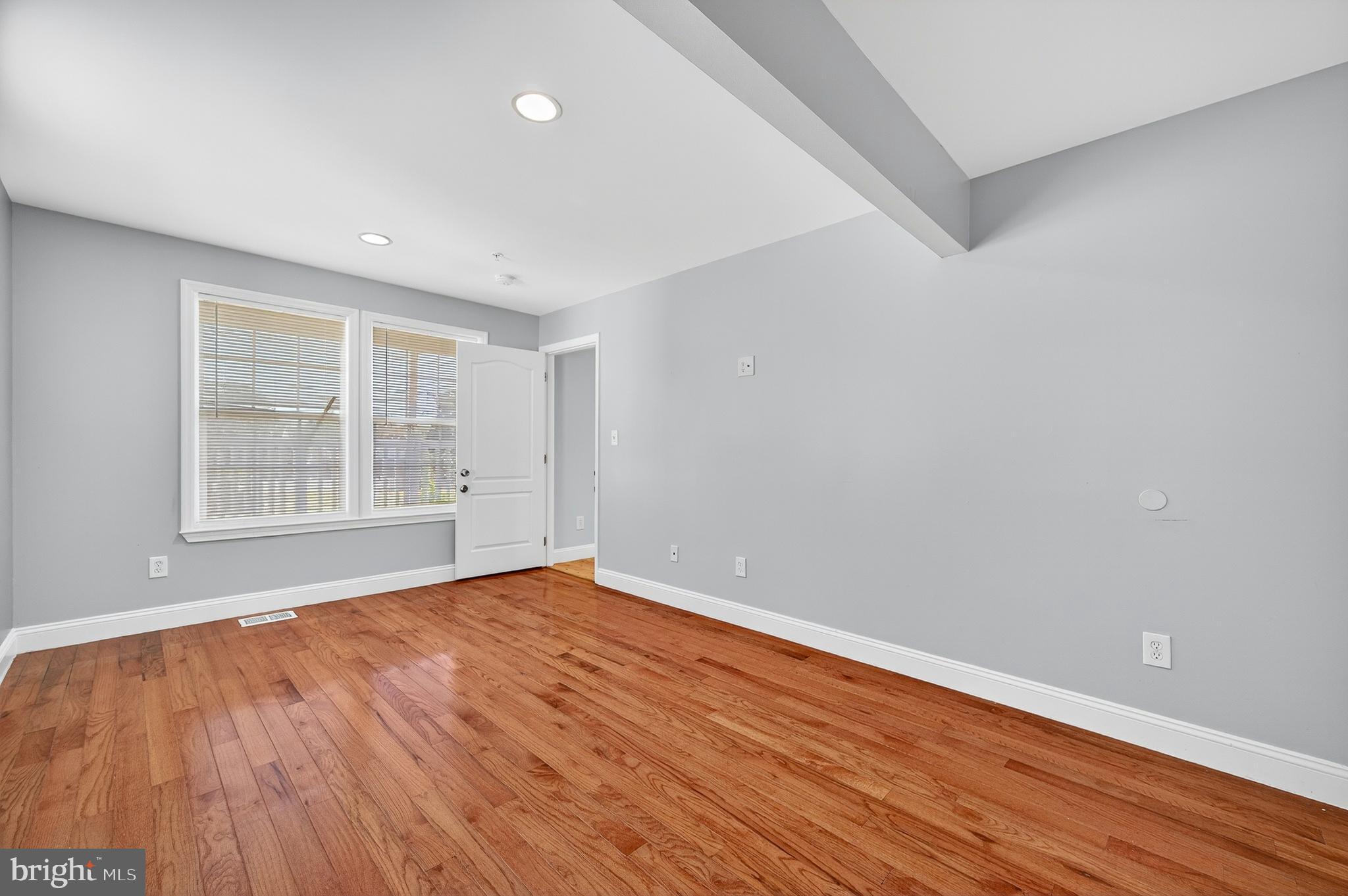 GREEN MEADOWS - Residential