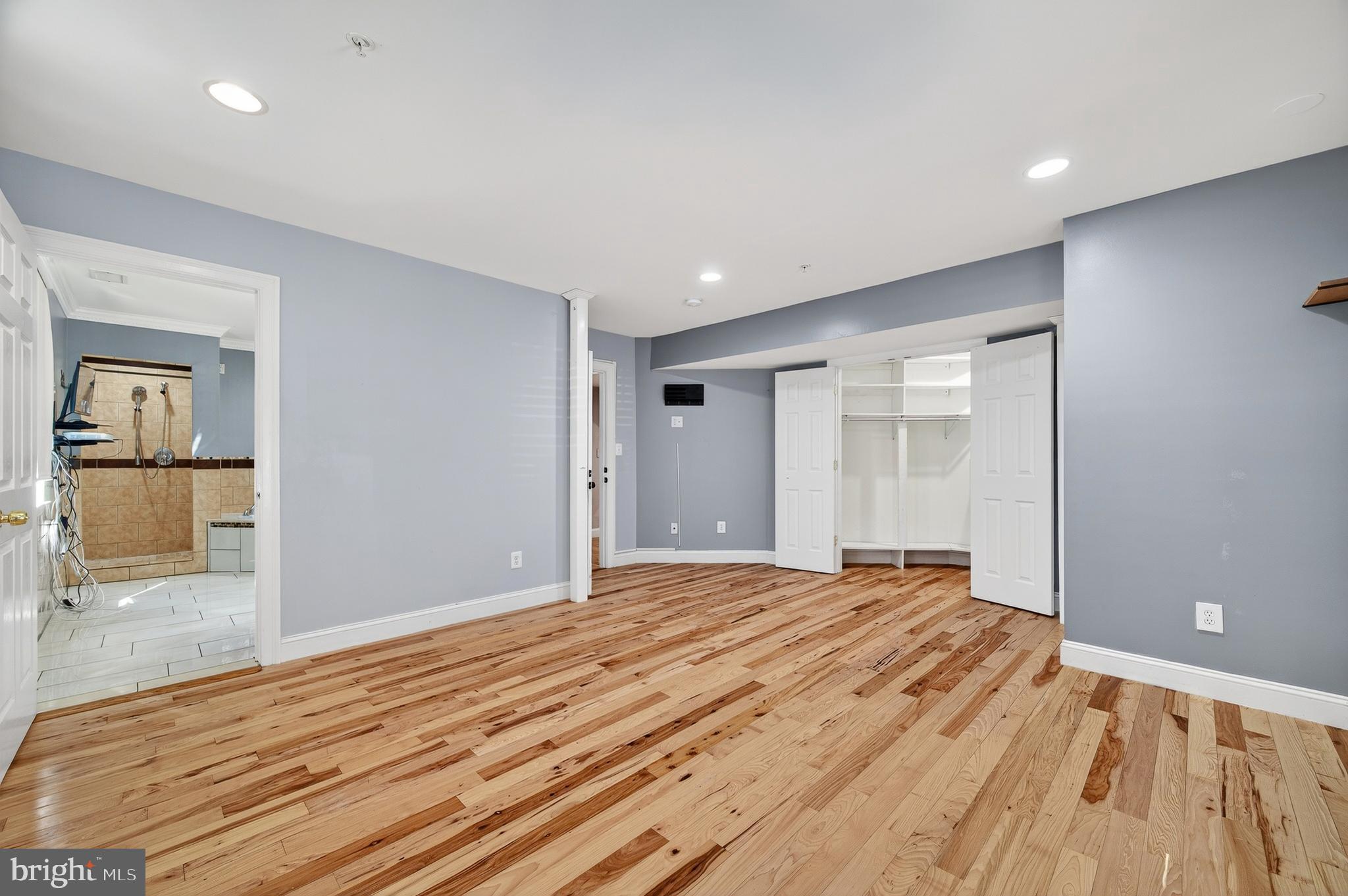 GREEN MEADOWS - Residential