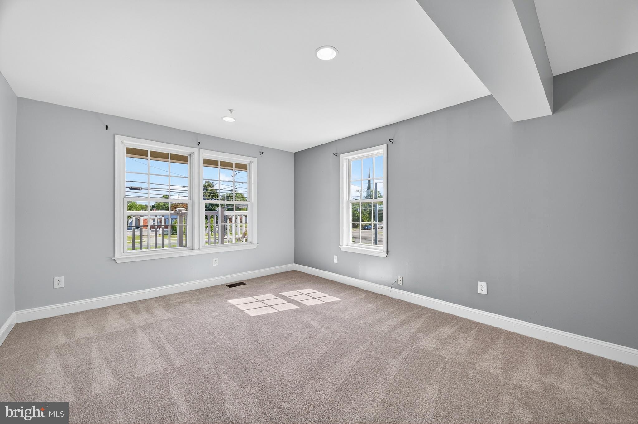 GREEN MEADOWS - Residential