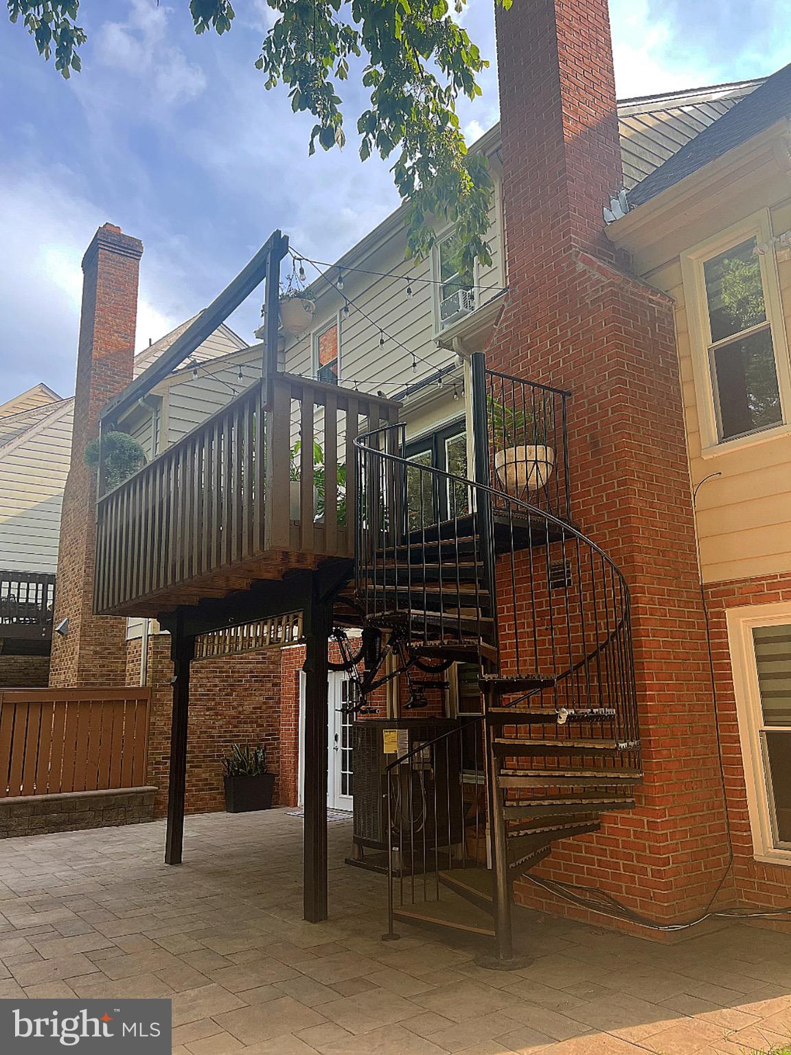 WILDWOOD HILLS - Residential Lease