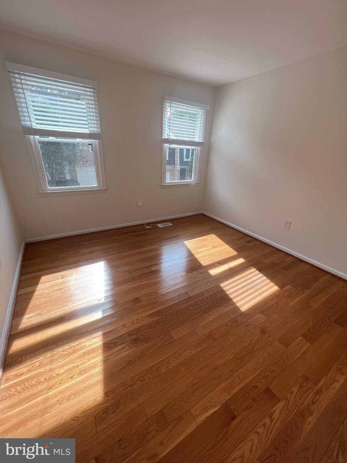 WILDWOOD HILLS - Residential Lease