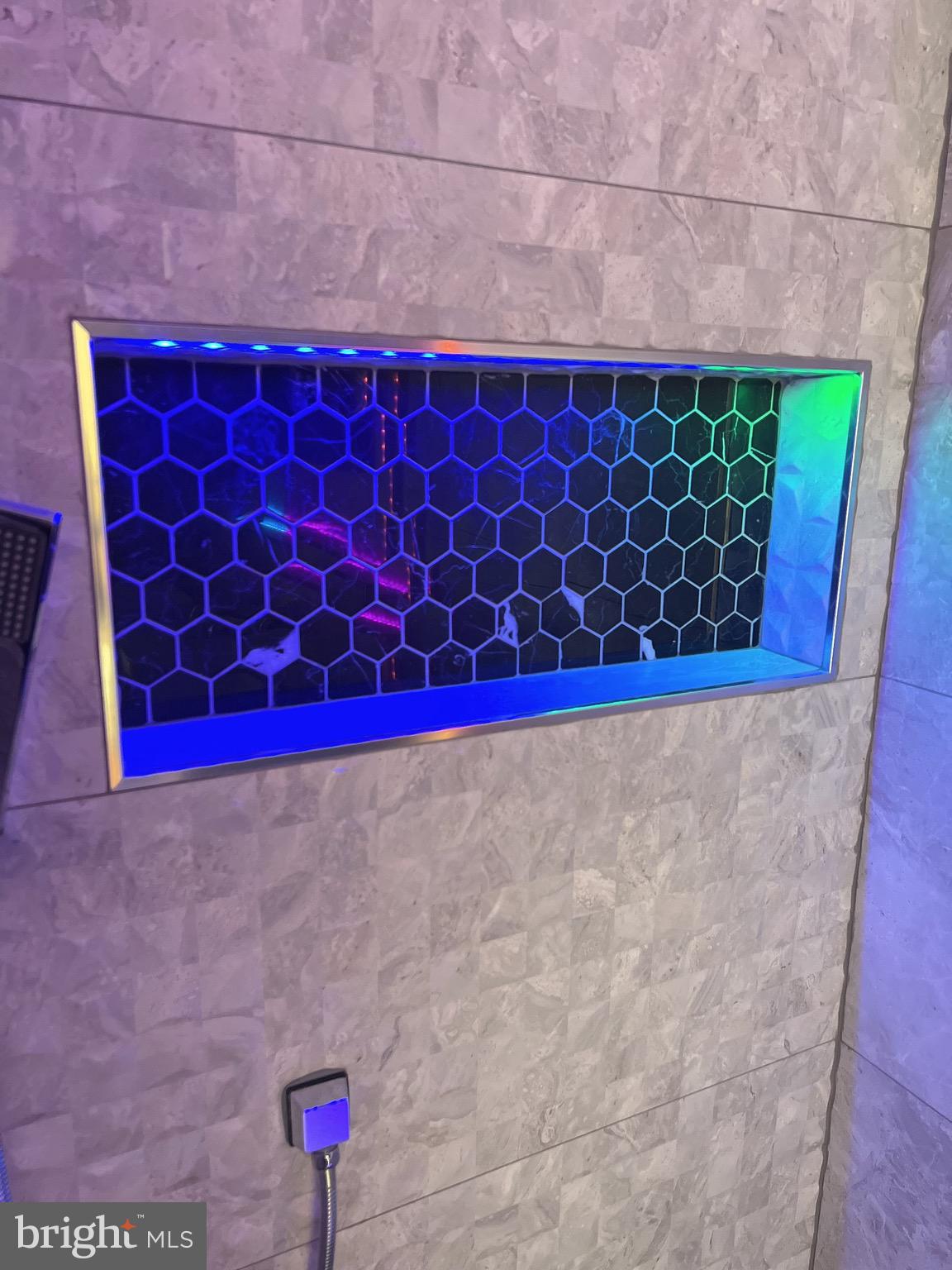 WILDWOOD HILLS - Residential Lease