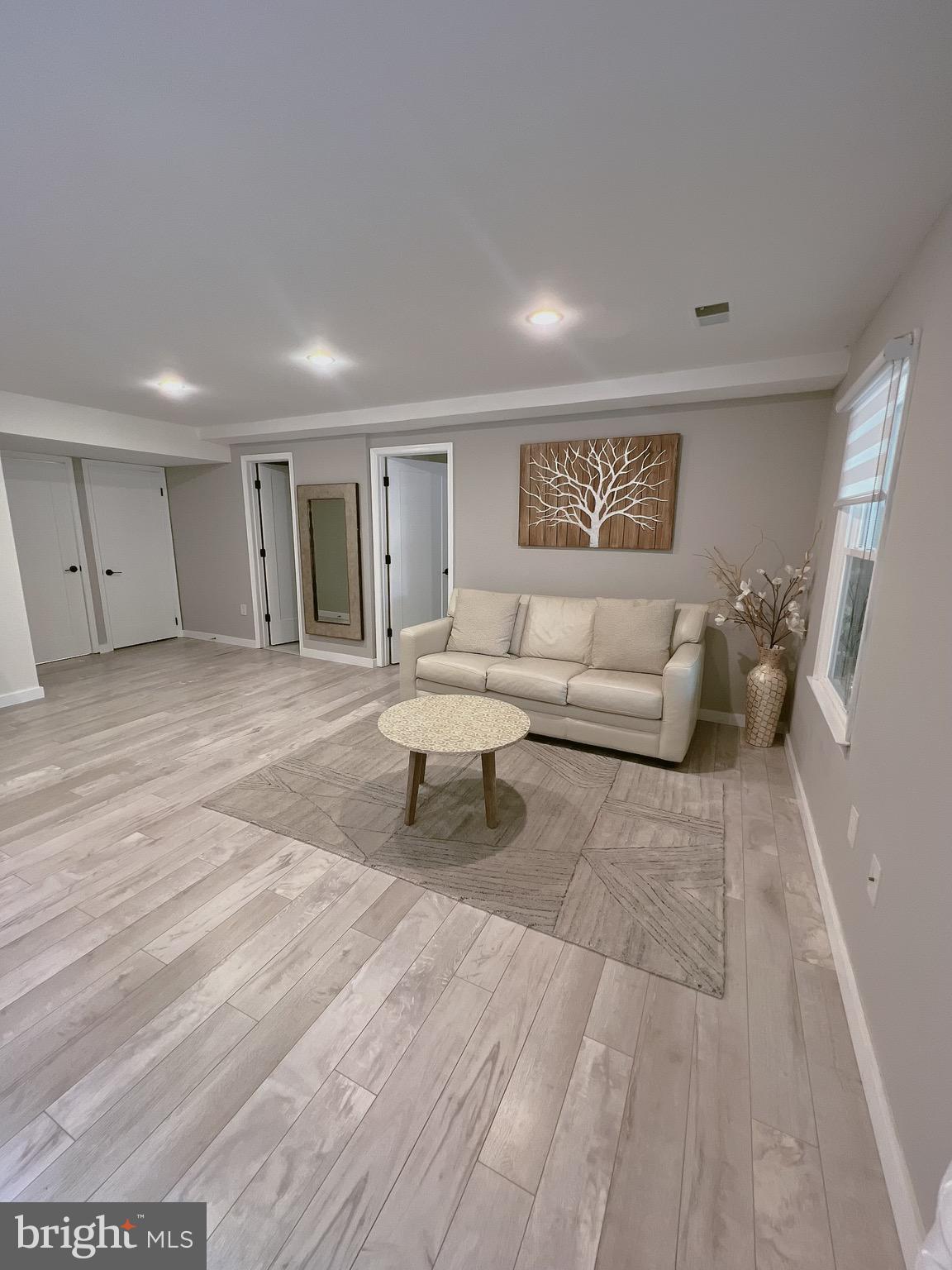 WILDWOOD HILLS - Residential Lease