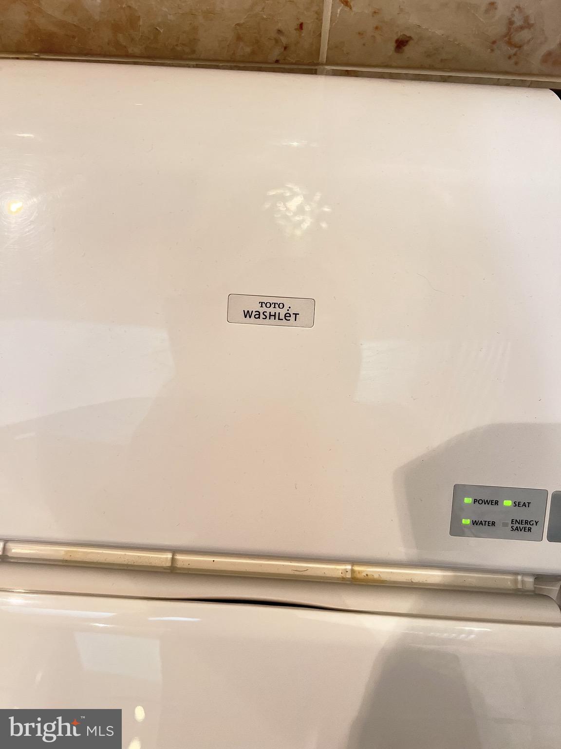 WILDWOOD HILLS - Residential Lease