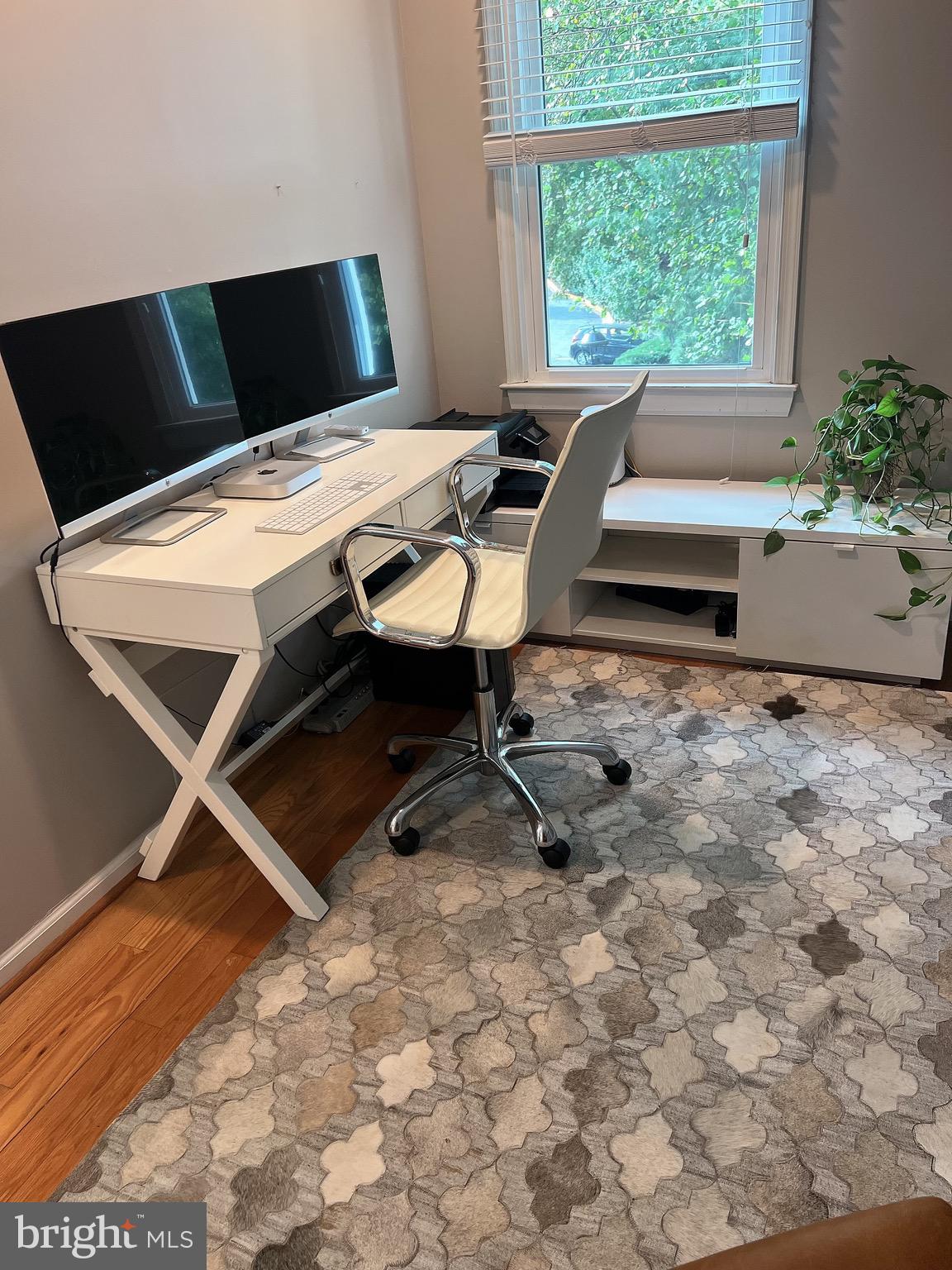 WILDWOOD HILLS - Residential Lease