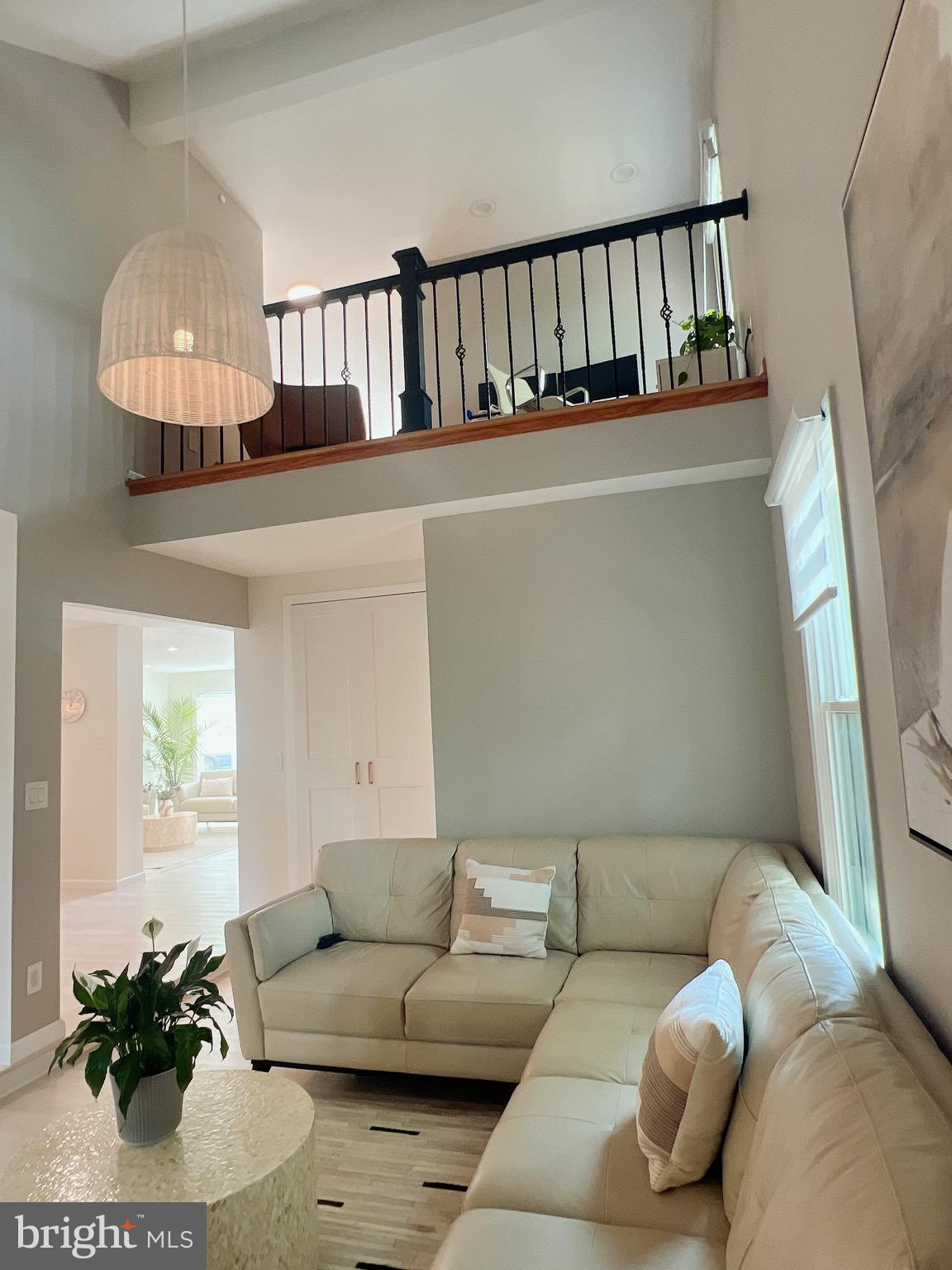 WILDWOOD HILLS - Residential Lease