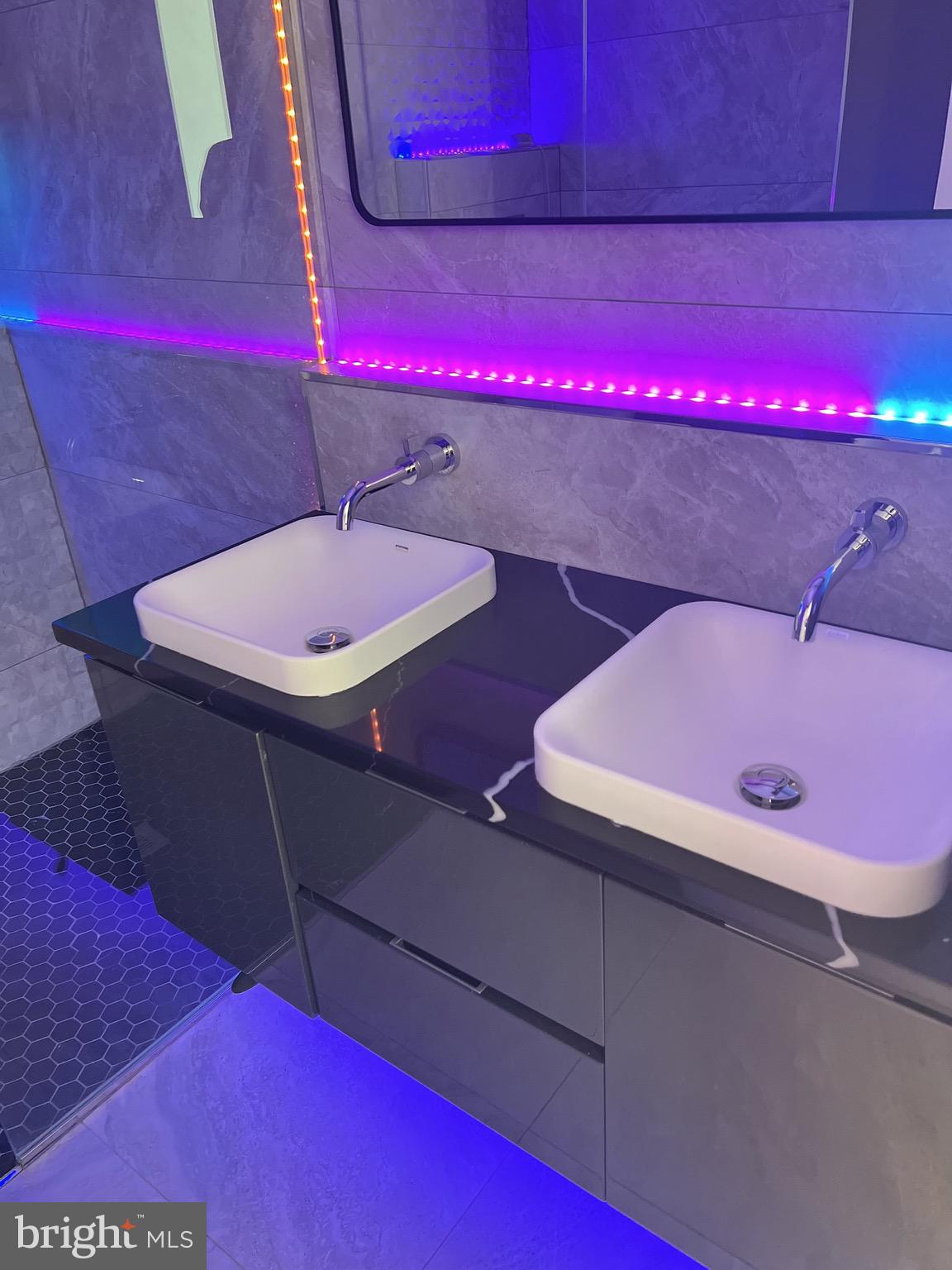 WILDWOOD HILLS - Residential Lease