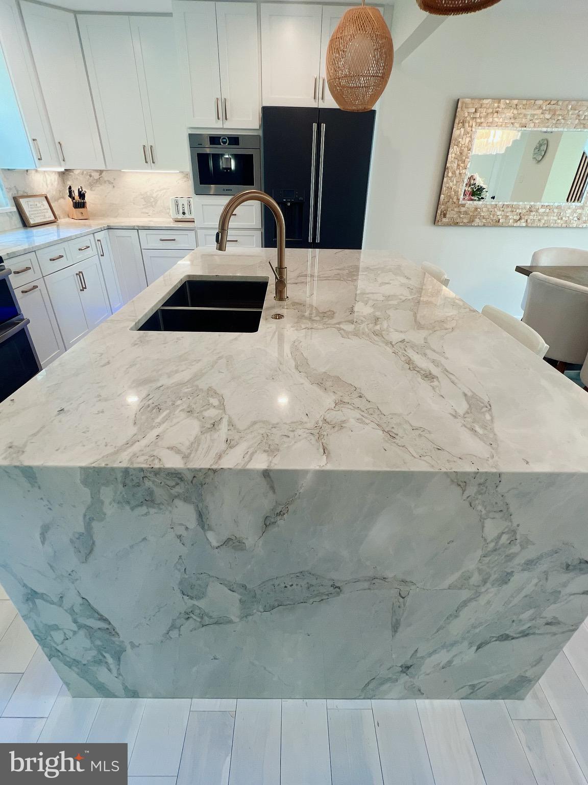 WILDWOOD HILLS - Residential Lease