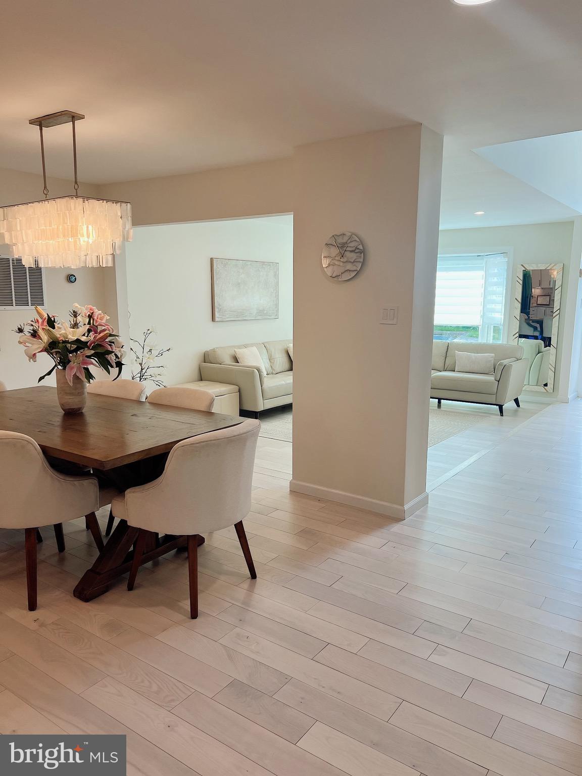 WILDWOOD HILLS - Residential Lease