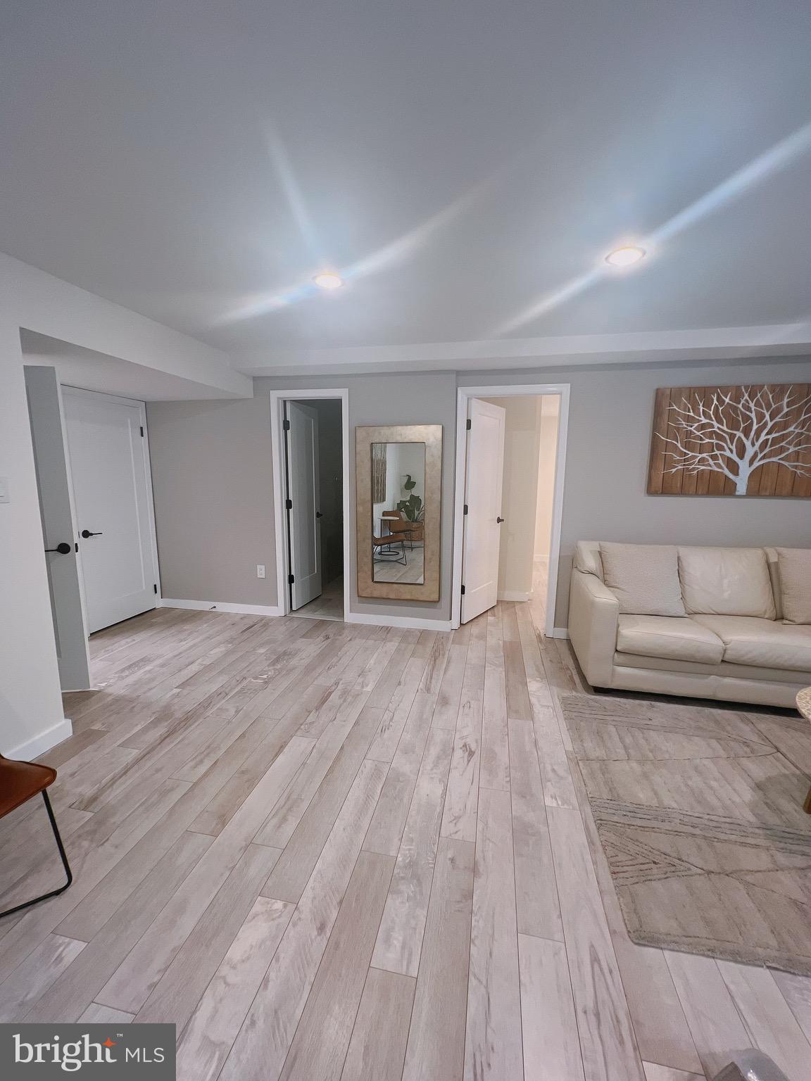 WILDWOOD HILLS - Residential Lease