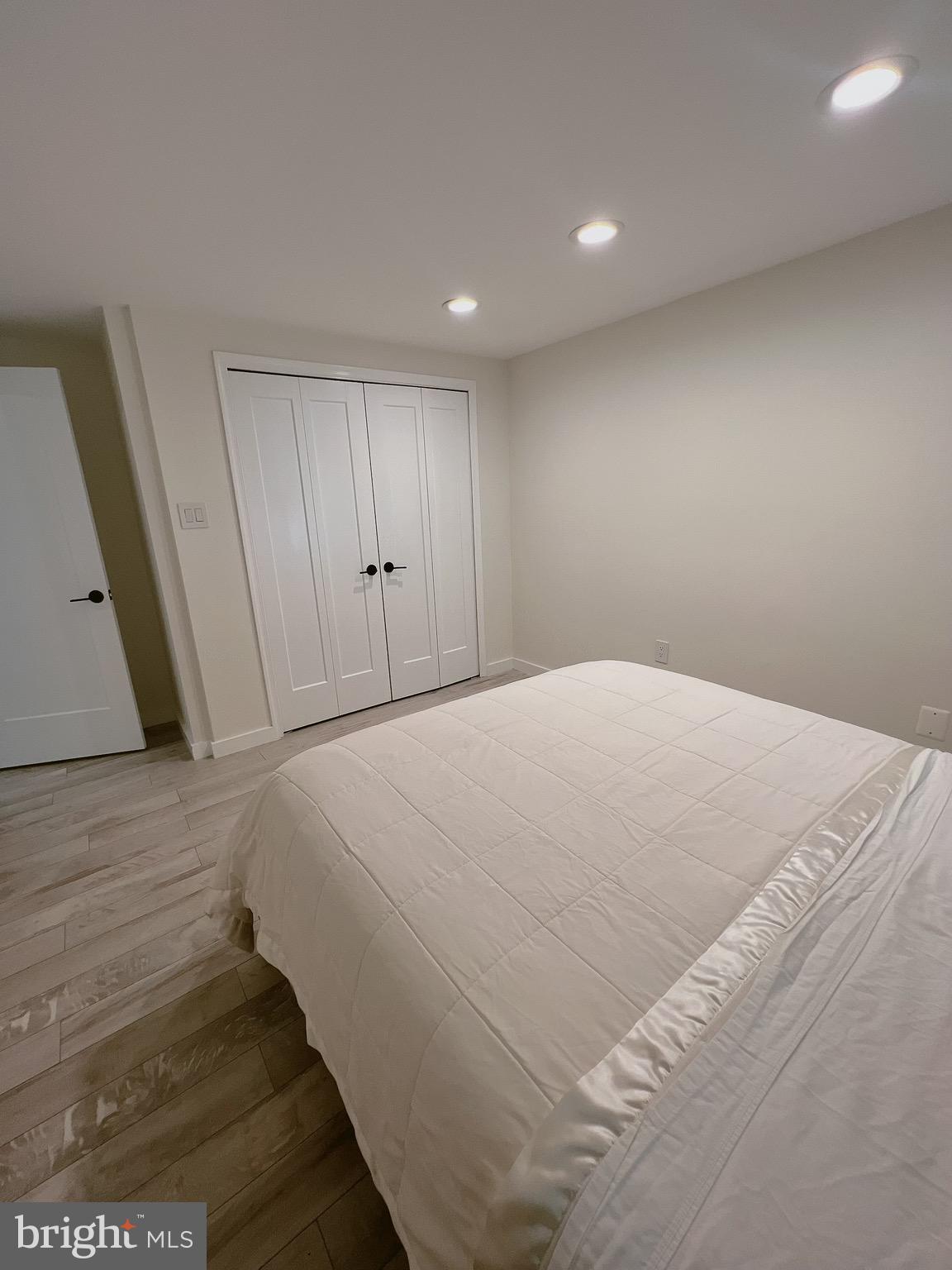 WILDWOOD HILLS - Residential Lease