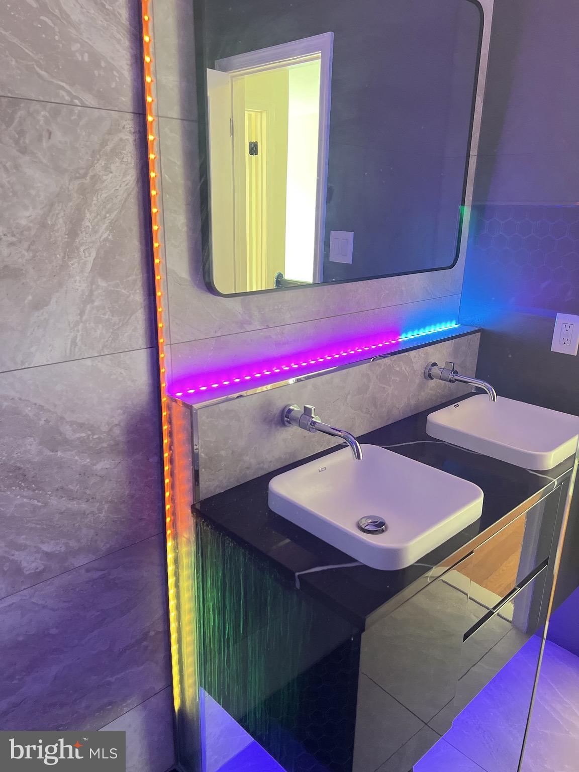 WILDWOOD HILLS - Residential Lease