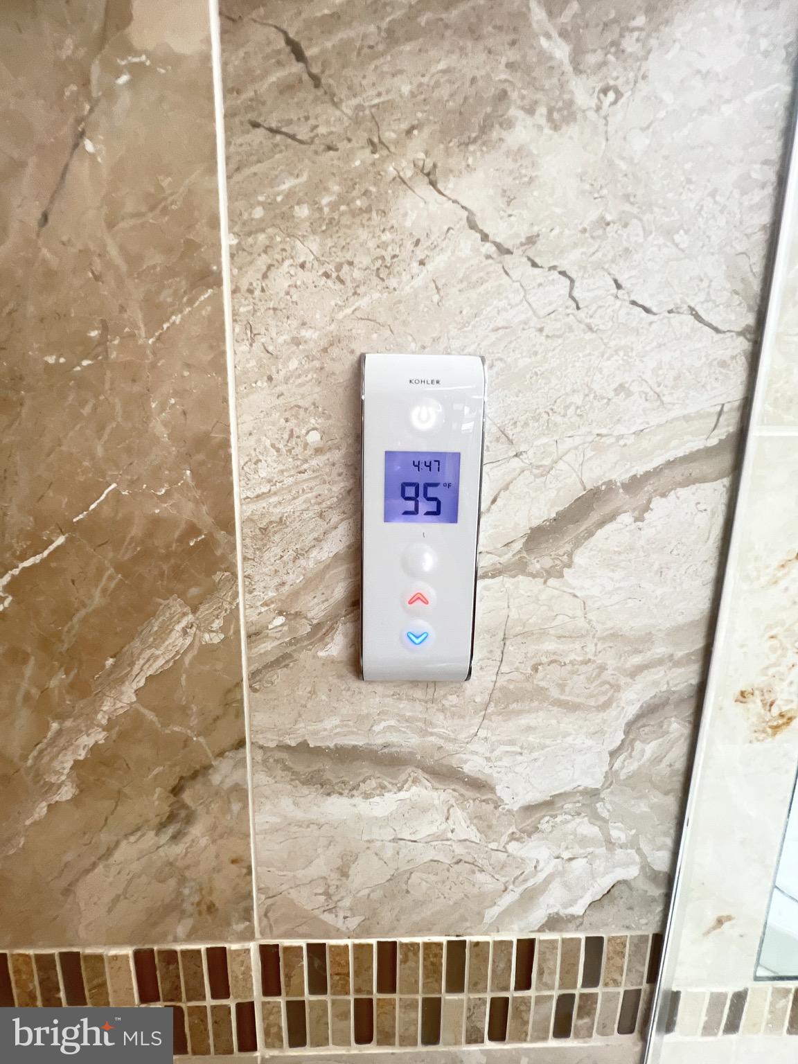 WILDWOOD HILLS - Residential Lease