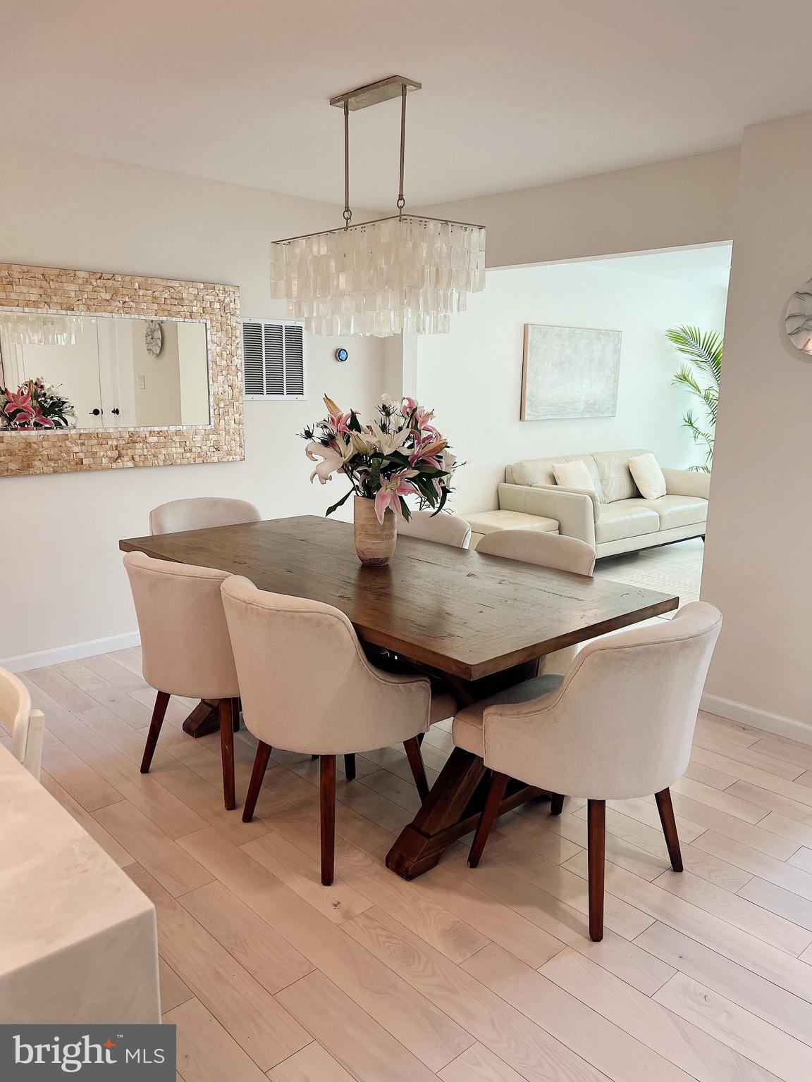 WILDWOOD HILLS - Residential Lease