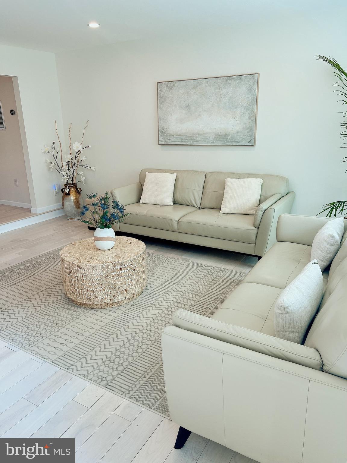 WILDWOOD HILLS - Residential Lease