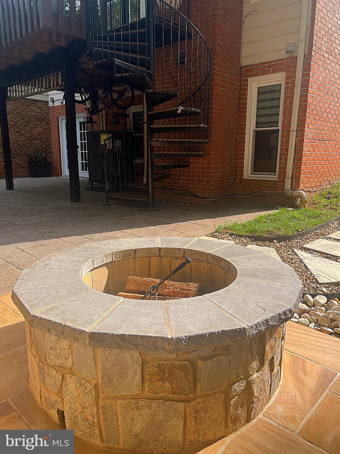 WILDWOOD HILLS - Residential Lease