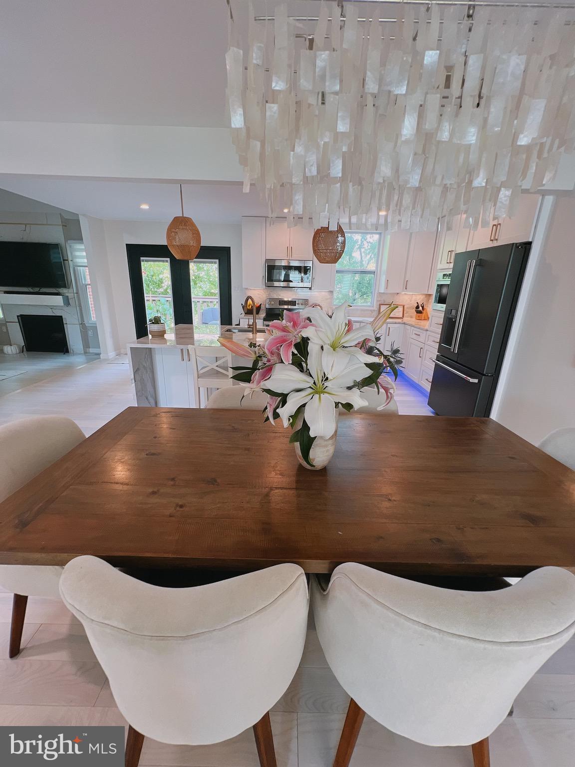 WILDWOOD HILLS - Residential Lease