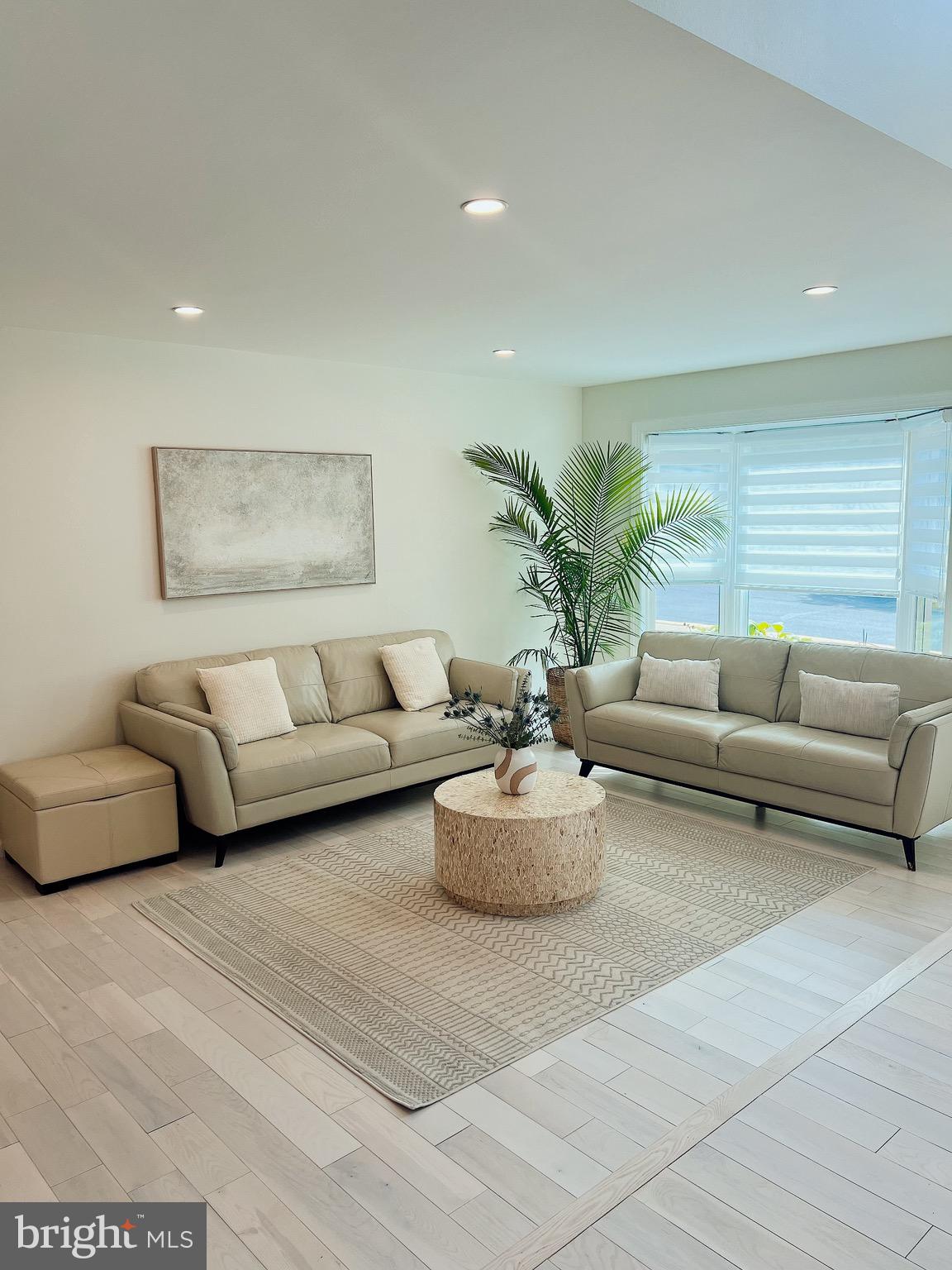 WILDWOOD HILLS - Residential Lease