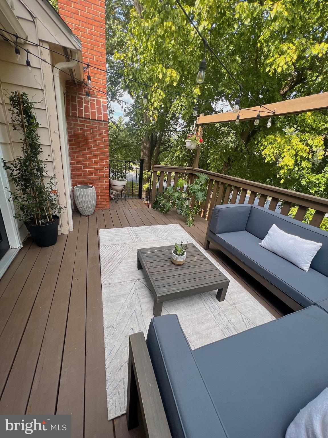 WILDWOOD HILLS - Residential Lease