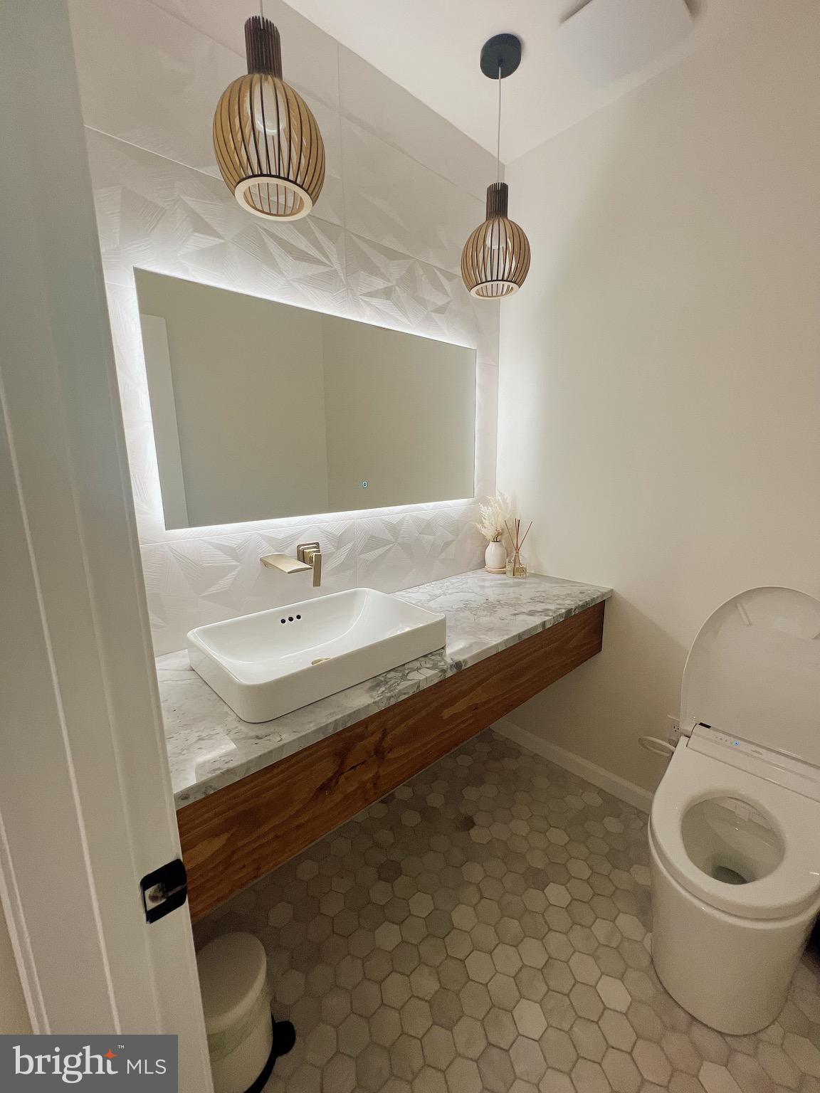 WILDWOOD HILLS - Residential Lease