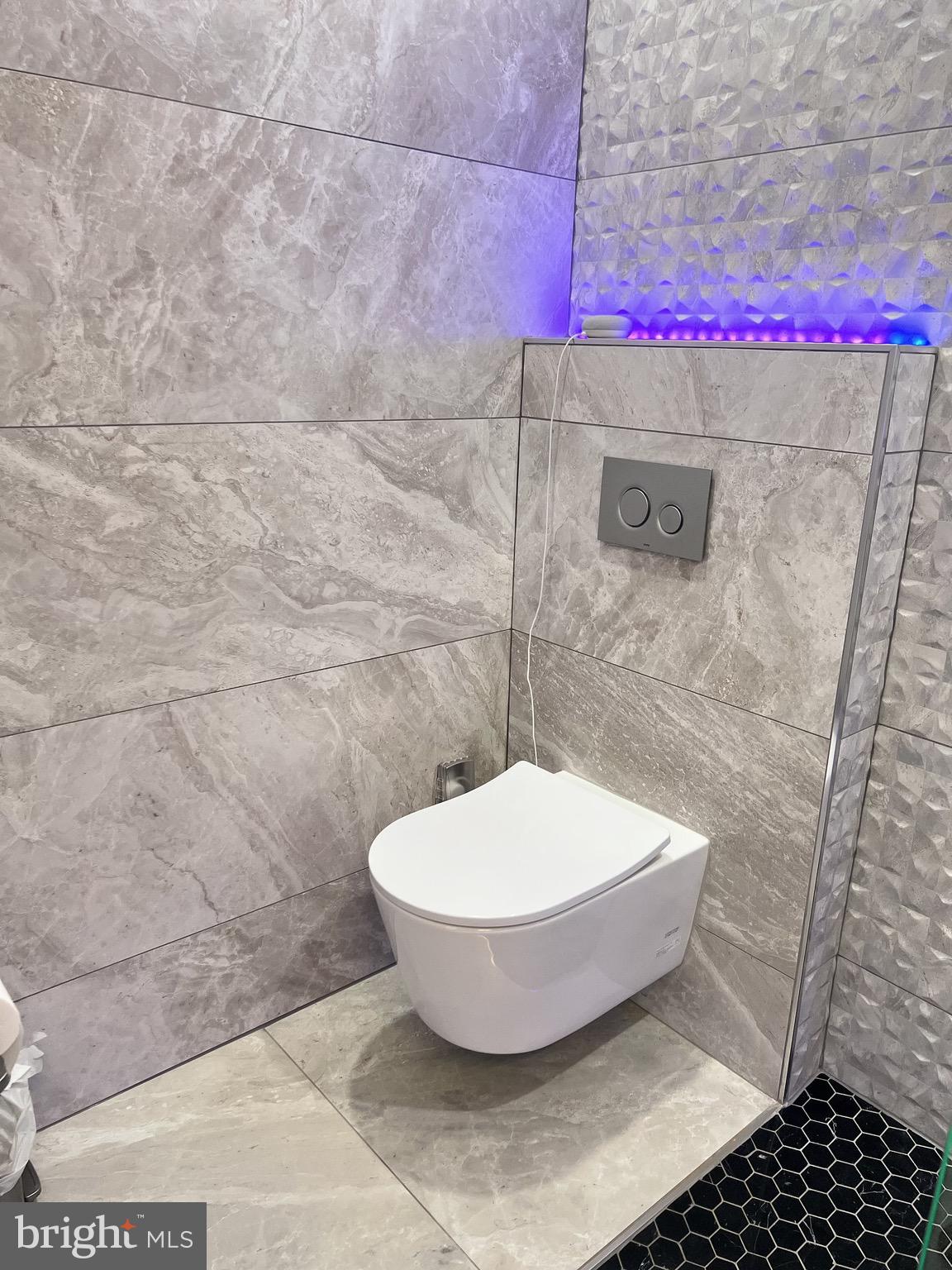 WILDWOOD HILLS - Residential Lease